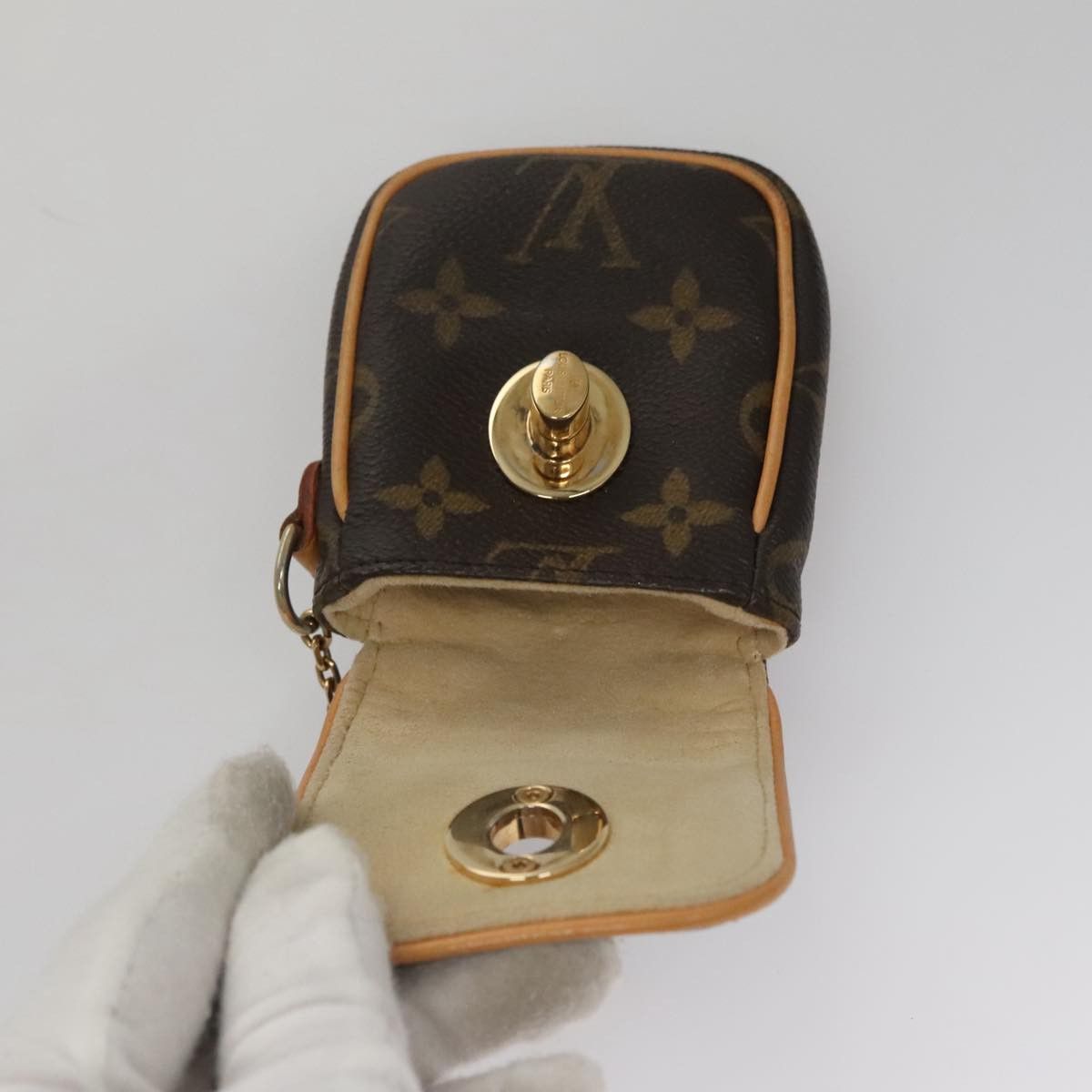 Louis Vuitton Tulum Brown Canvas Clutch Bag (Pre-Owned) Size ONE SIZE - 18 Thumbnail