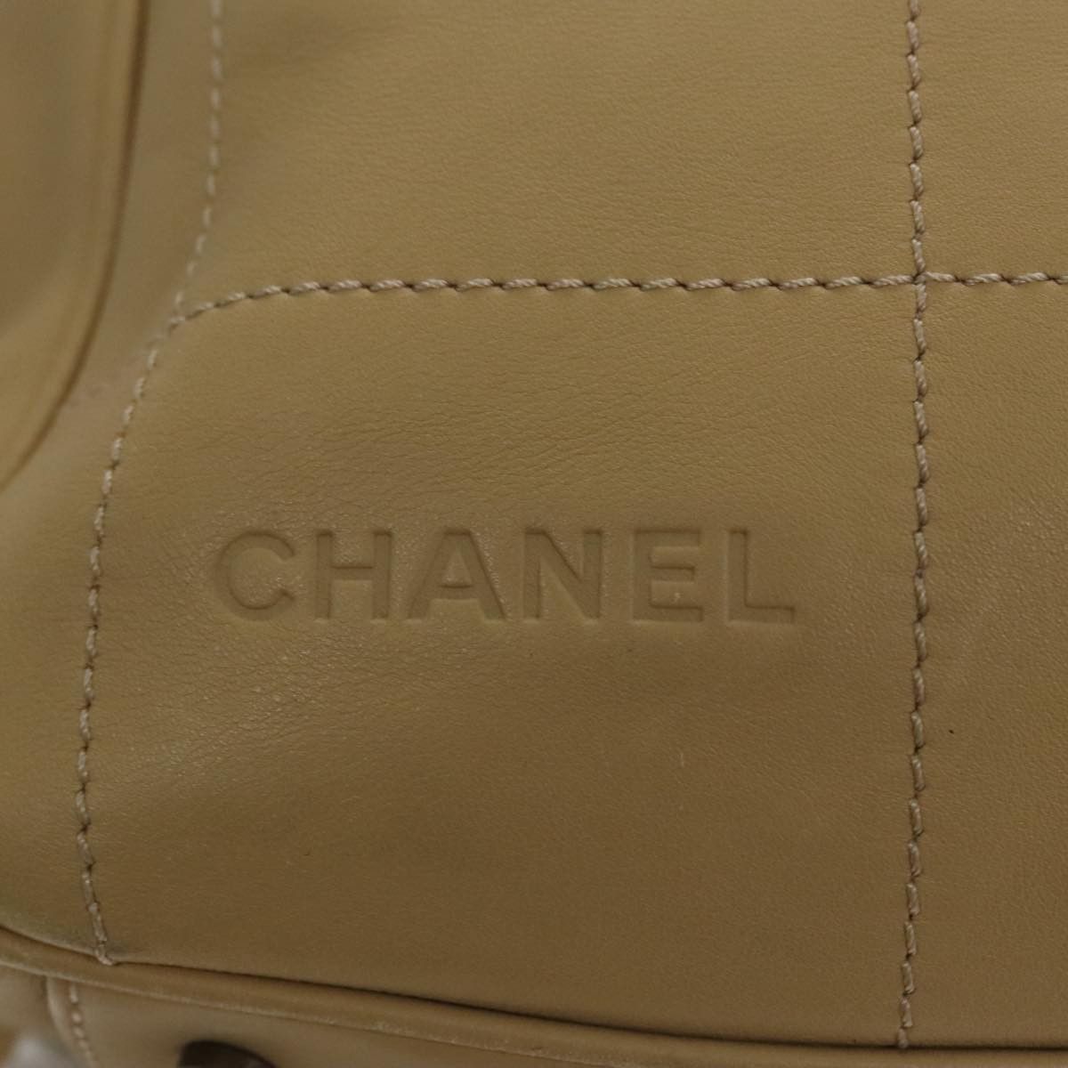 Chanel Chocolate Bar Beige Leather Handbag (Pre-Owned) Size ONE SIZE - 16 Thumbnail