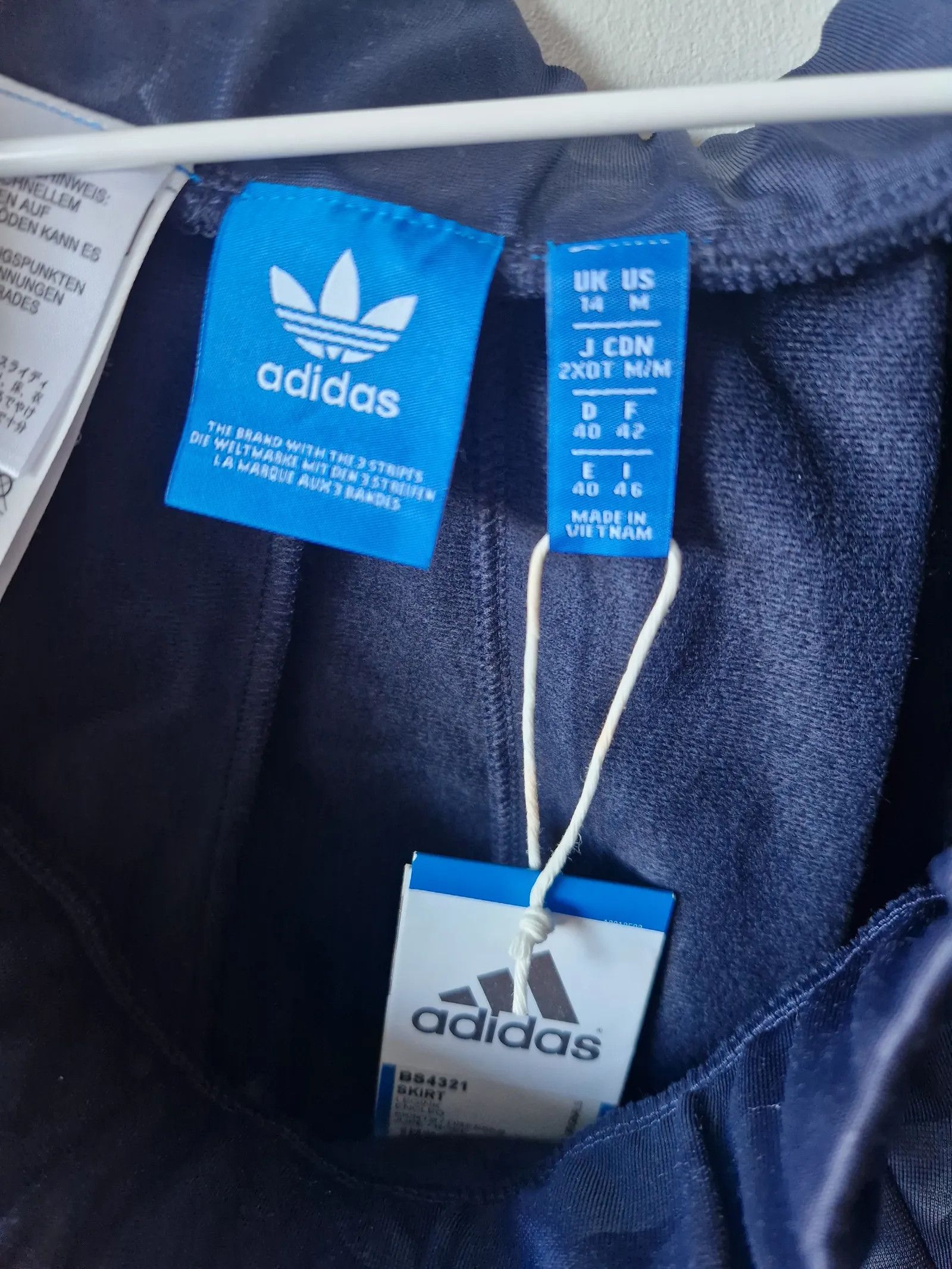 Adidas Adidas Skirt Size 28" / US 6 / IT 42 - 3 Thumbnail