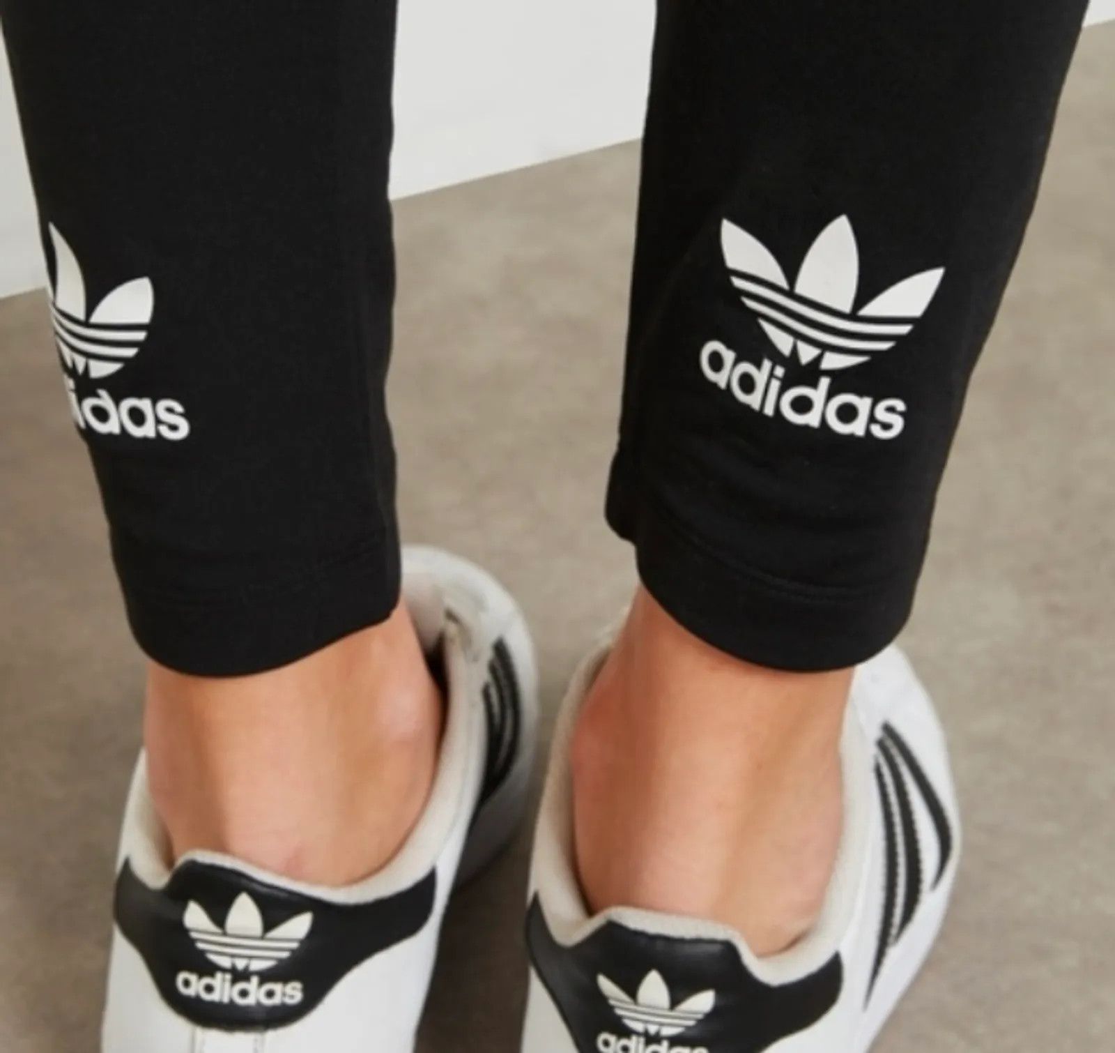 Adidas Adidas Originals Trefoil tränings tights Sweatpants Size 27" / US 4 / IT 40 - 2 Thumbnail
