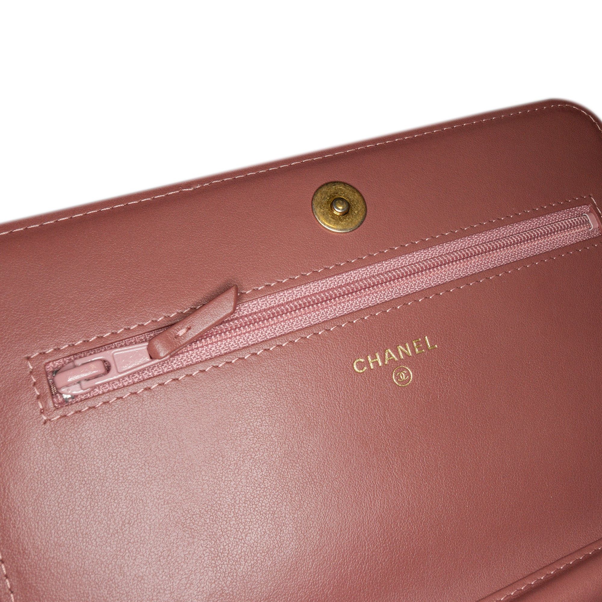 Chanel Chanel Velvet Boy Wallet On Chain Pink Size ONE SIZE - 7 Thumbnail