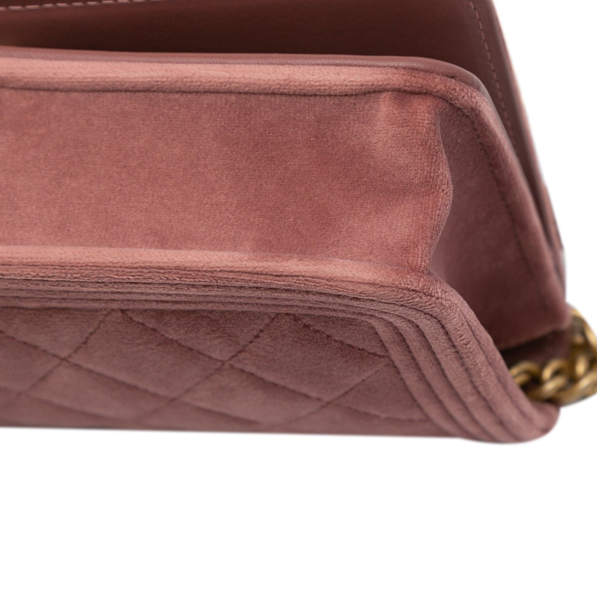 Chanel Chanel Velvet Boy Wallet On Chain Pink Size ONE SIZE - 8 Thumbnail