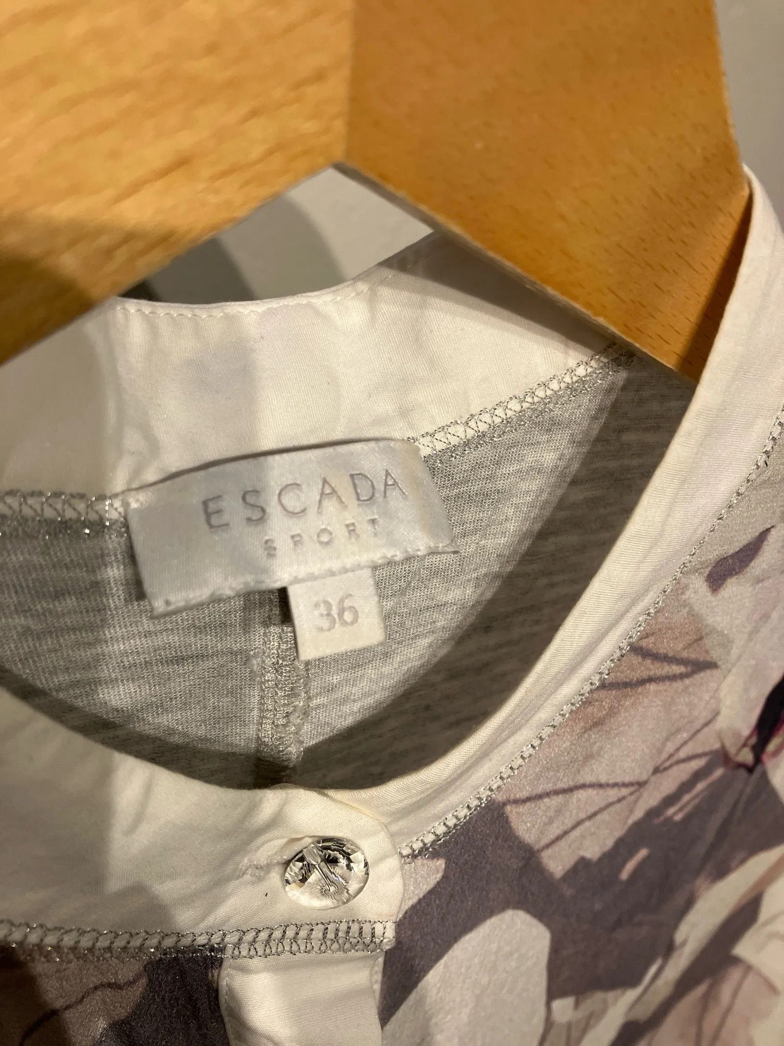 Escada Escada Blouse Size XS / US 0-2 / IT 36-38 - 2 Thumbnail
