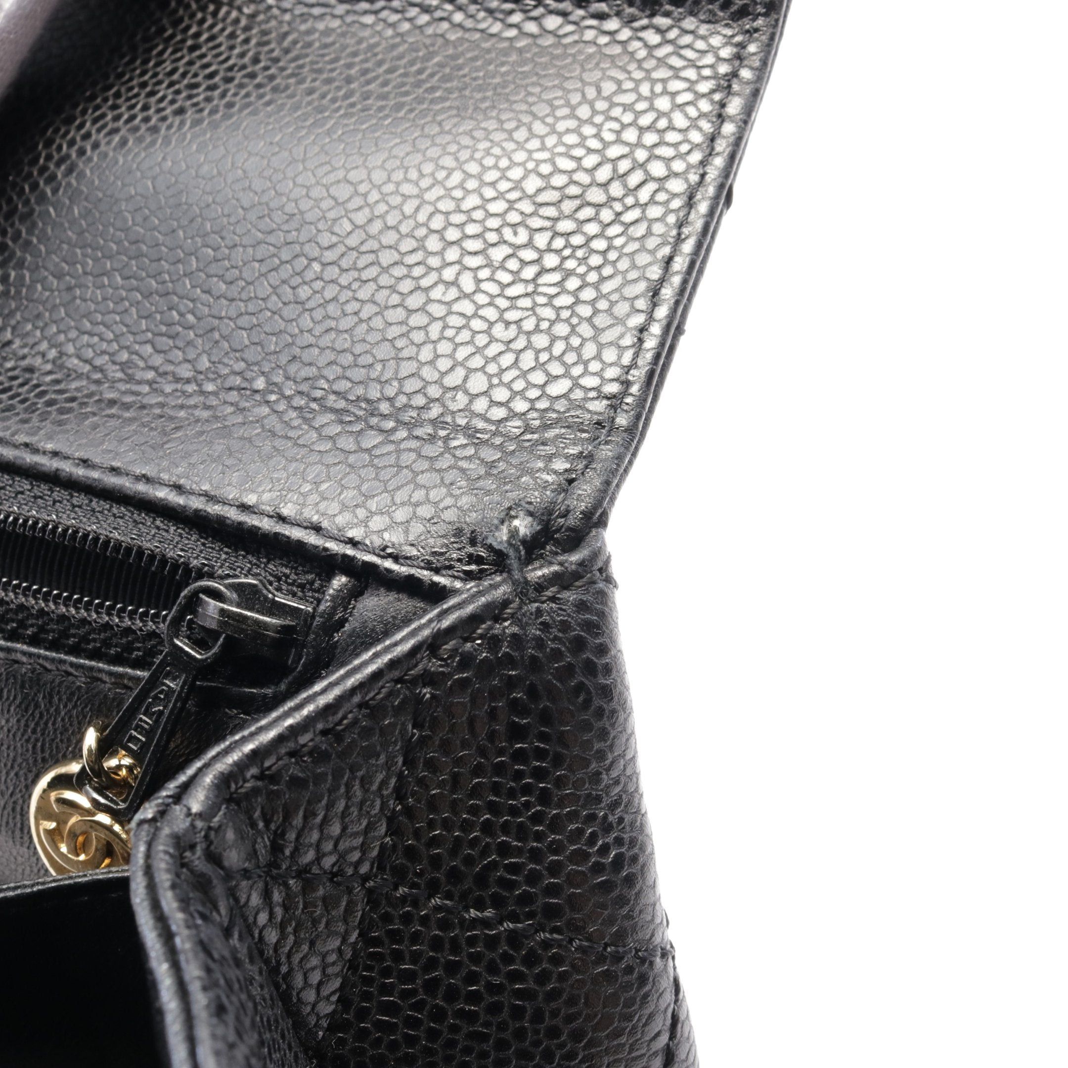 Chanel Chanel Matelasse Handbag Caviar Skin Black Gold Hardware Size ONE SIZE - 7 Thumbnail