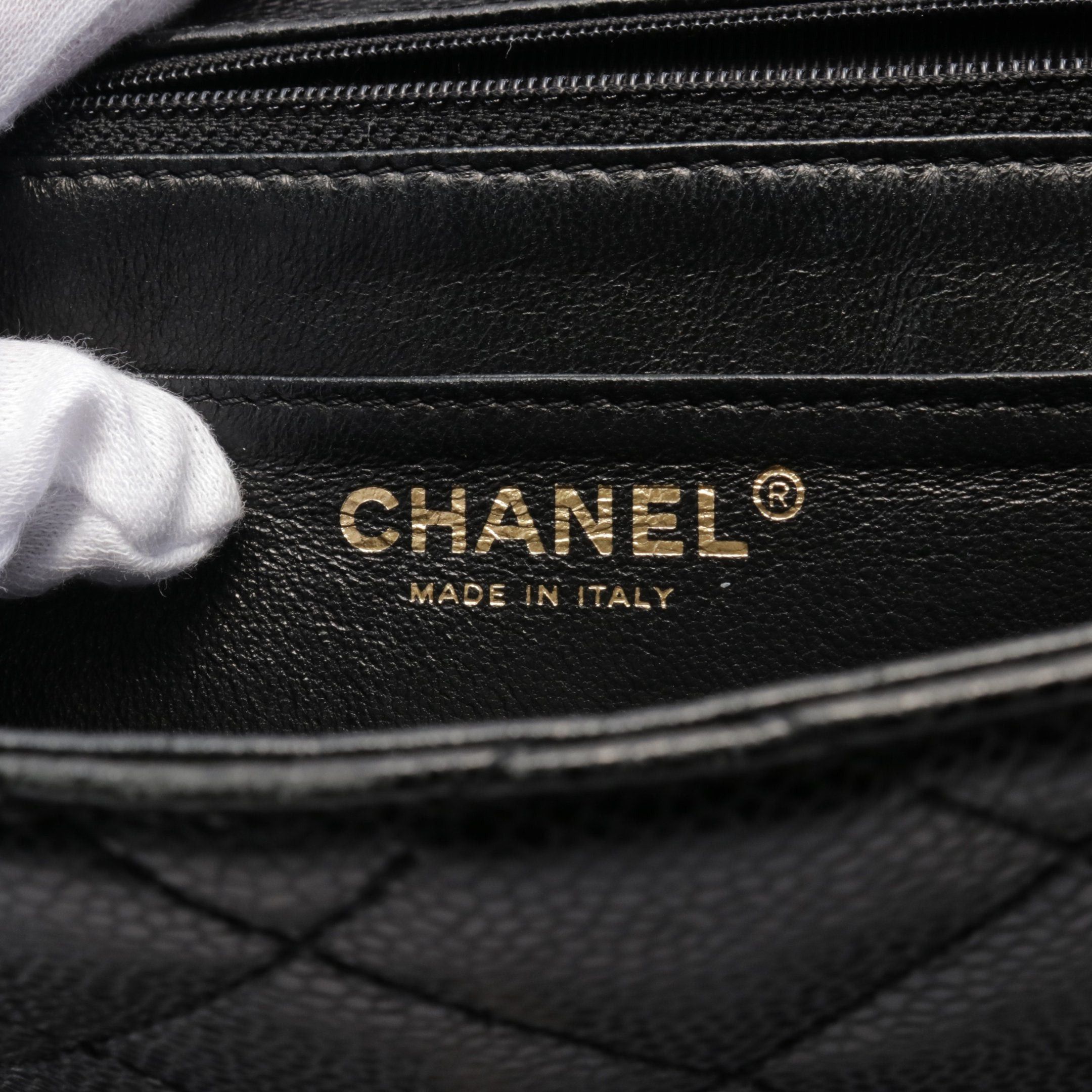 Chanel Chanel Matelasse Handbag Caviar Skin Black Gold Hardware Size ONE SIZE - 4 Thumbnail