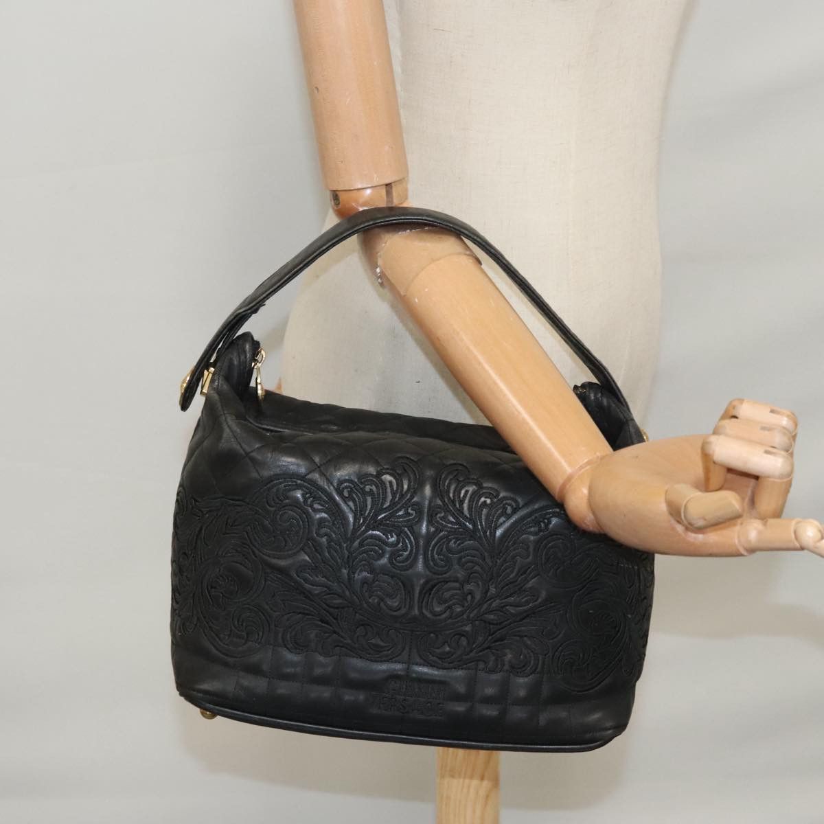 Versace Black Leather Handbag (Pre-Owned) Size ONE SIZE - 15 Thumbnail