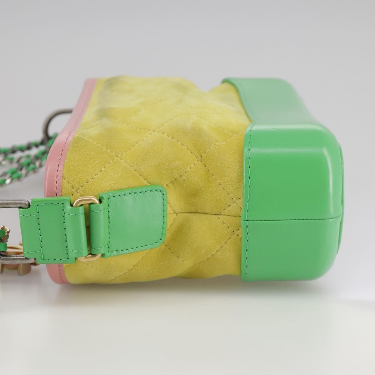 Chanel Gabrielle Yellow Suede Shoulder Bag (Pre-Owned) Size ONE SIZE - 3 Thumbnail