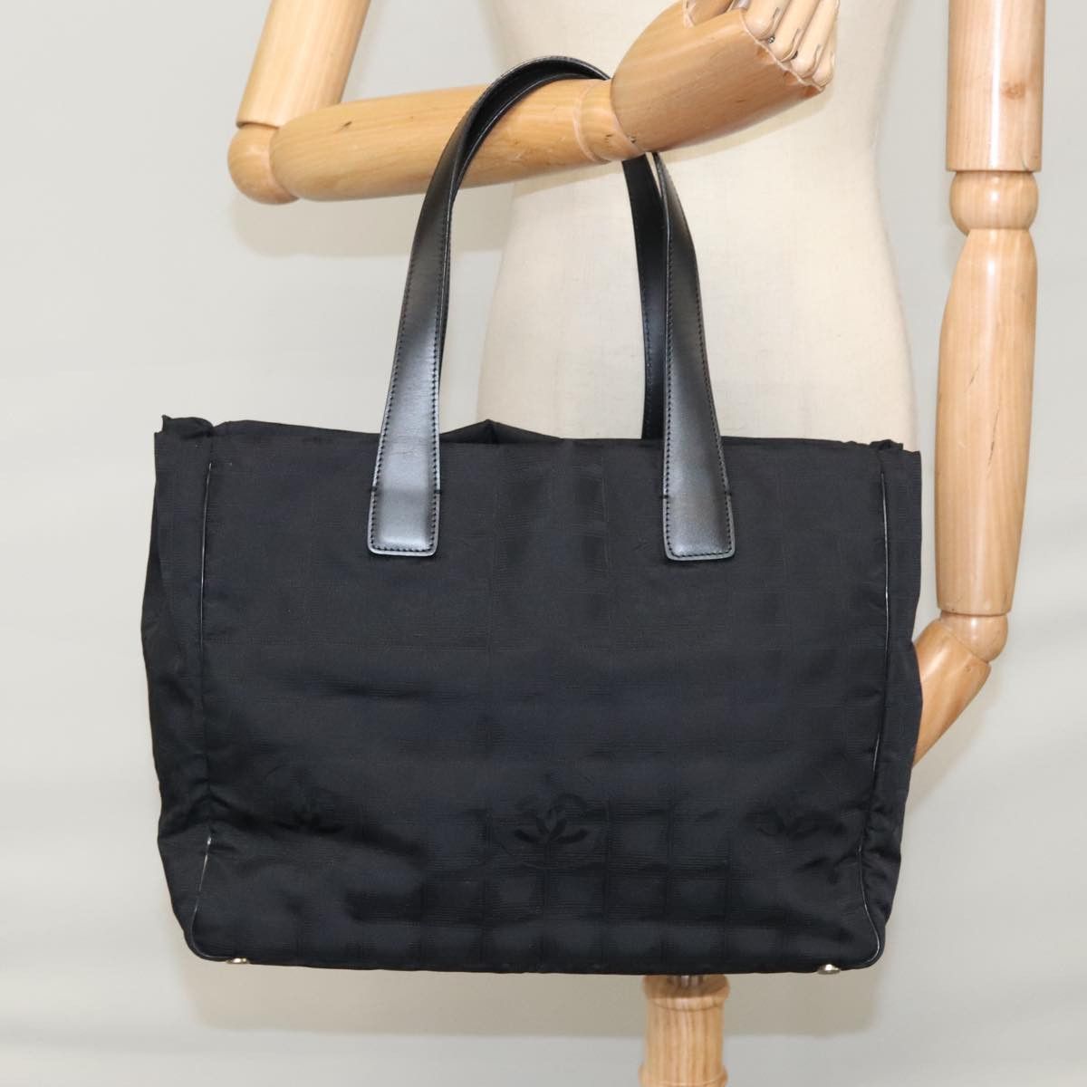 Chanel Travel Line Black Synthetic Tote Bag (Pre-Owned) Size ONE SIZE - 14 Thumbnail