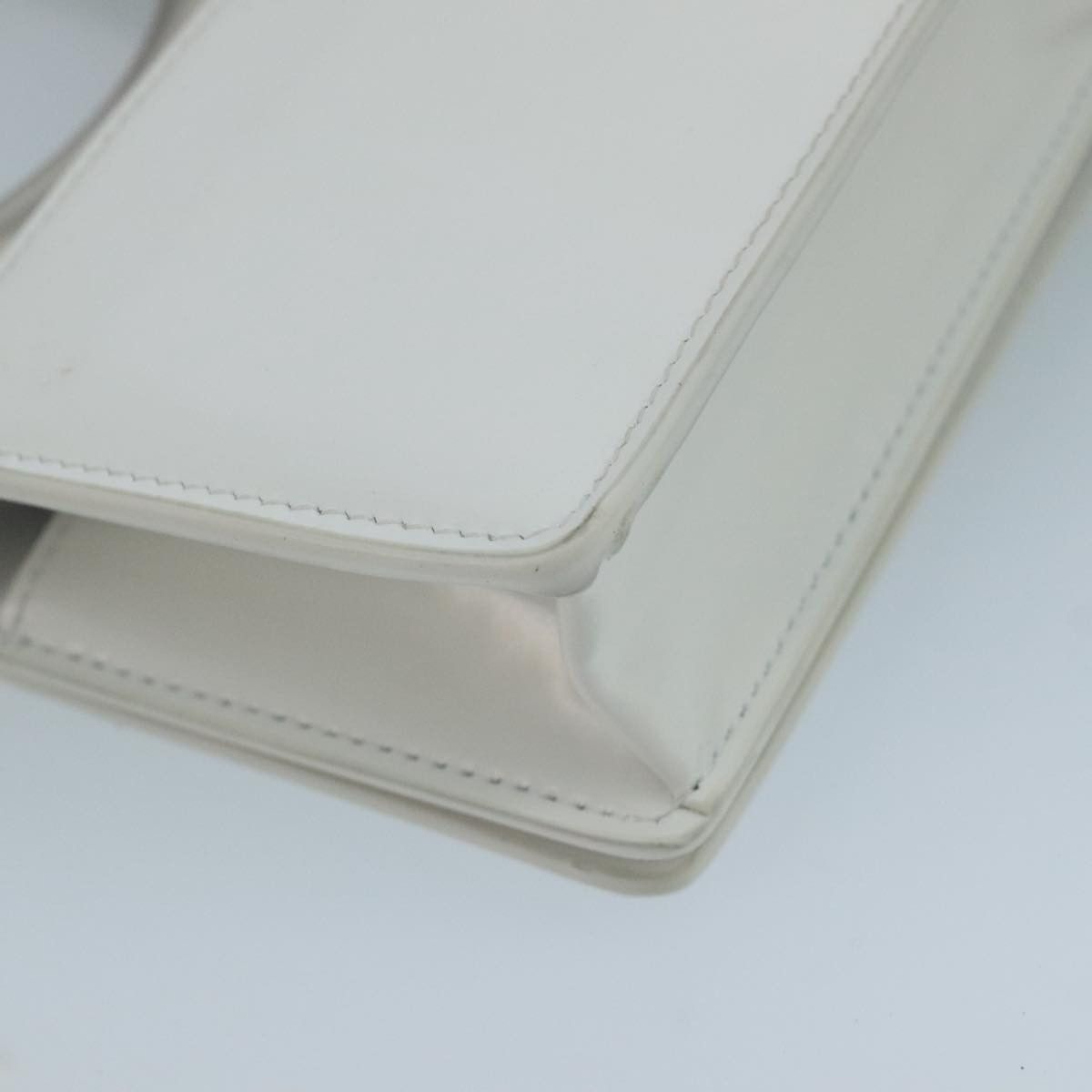Salvatore Ferragamo White Leather Clutch Bag (Pre-Owned) Size ONE SIZE - 7 Thumbnail