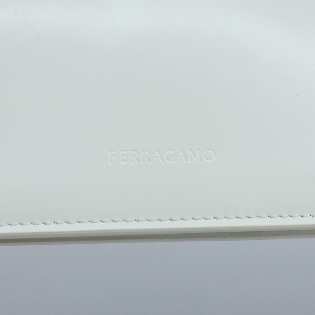 Salvatore Ferragamo White Leather Clutch Bag (Pre-Owned) Size ONE SIZE - 19 Thumbnail