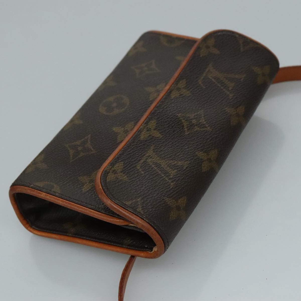 Louis Vuitton Florentine Brown Canvas Clutch Bag (Pre-Owned) Size ONE SIZE - 16 Thumbnail