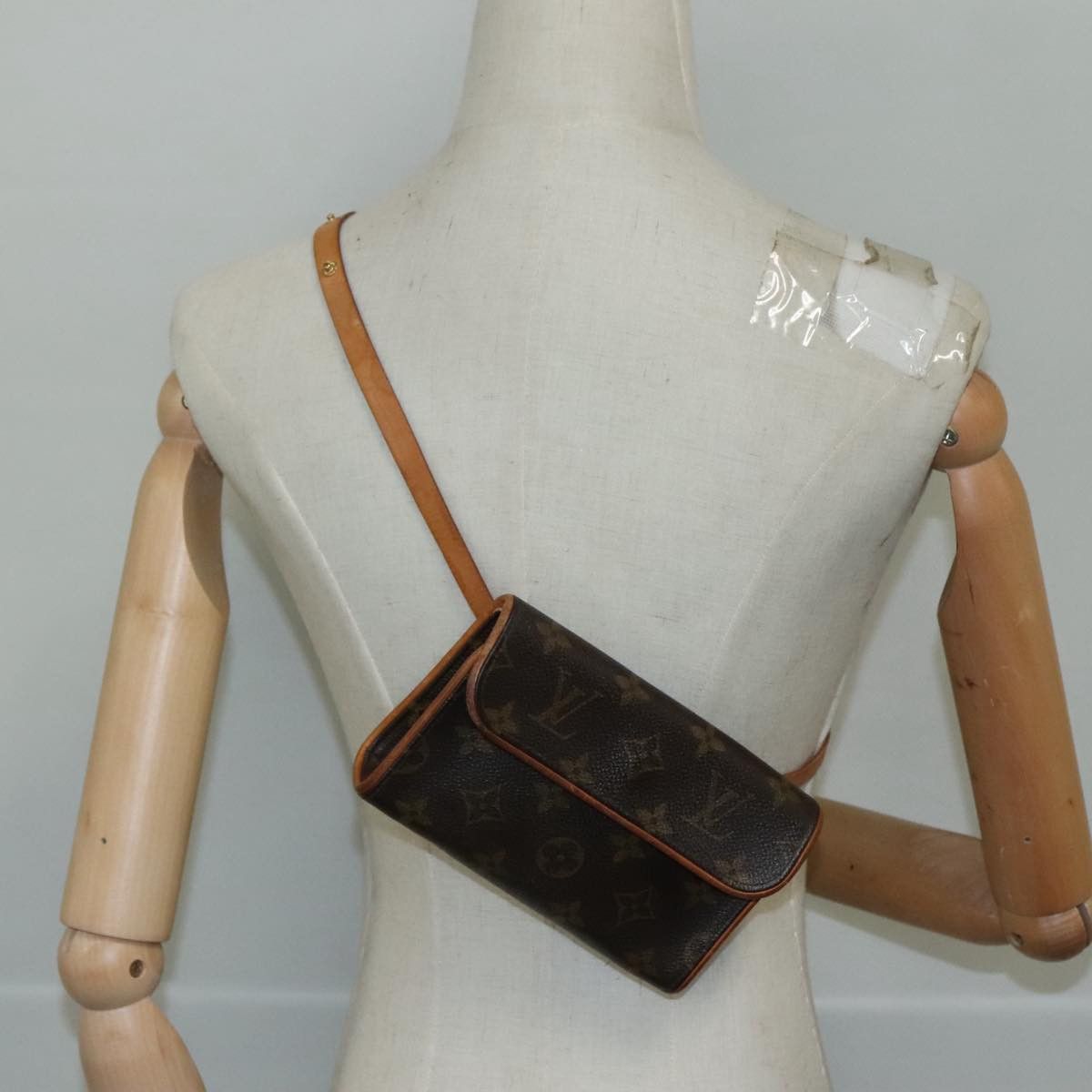 Louis Vuitton Florentine Brown Canvas Clutch Bag (Pre-Owned) Size ONE SIZE - 14 Thumbnail