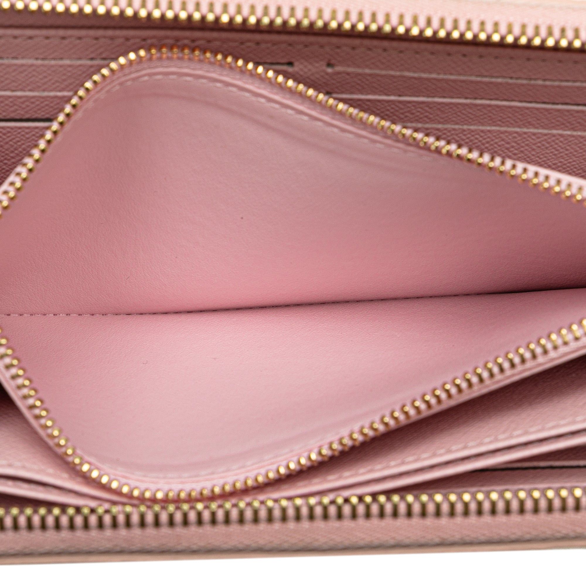 Louis Vuitton Louis Vuitton Monogram Giant By The Pool Zippy Wallet Pink Size ONE SIZE - 5 Thumbnail