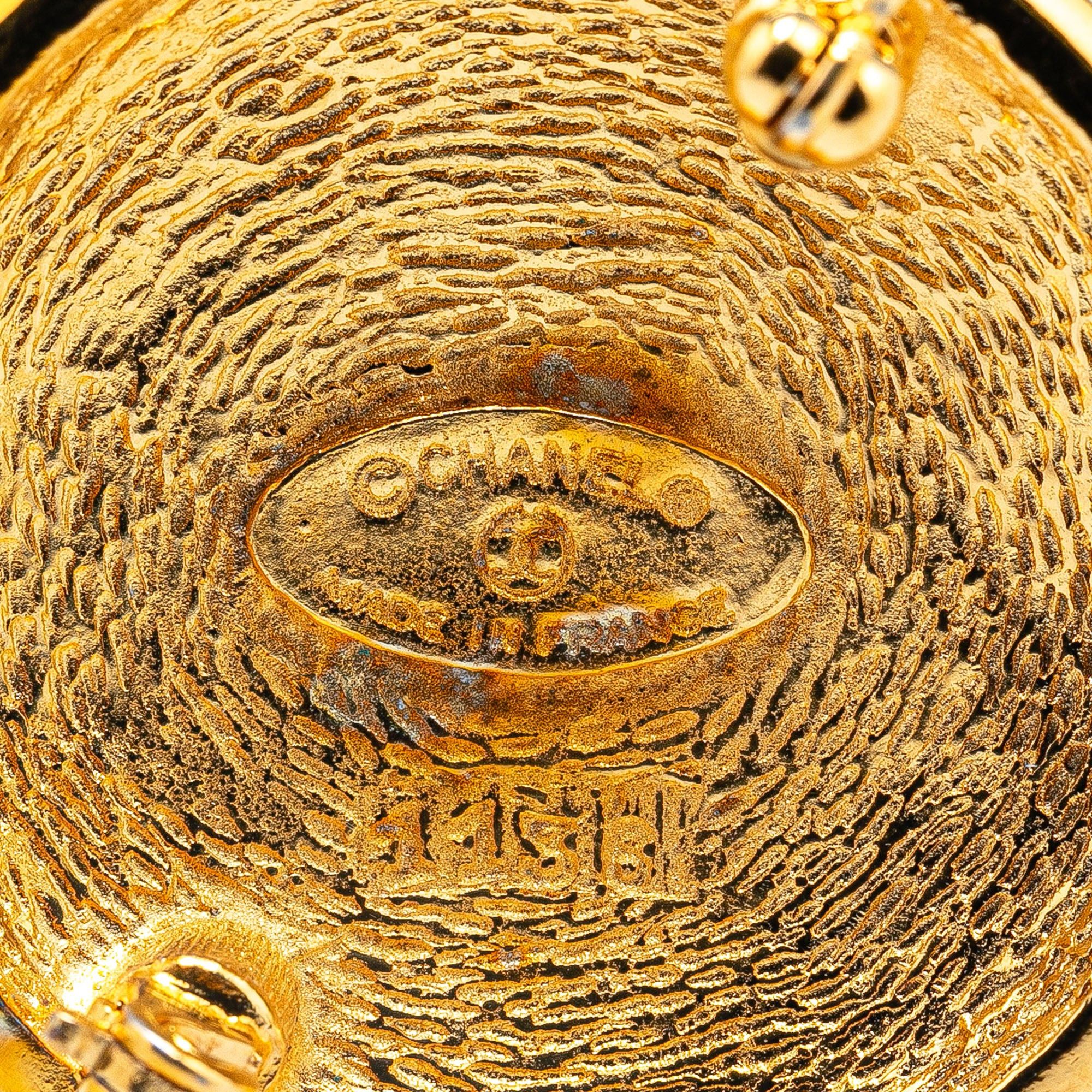 Chanel Chanel Gold Plated CC Round Brooch Gold Size ONE SIZE - 3 Thumbnail