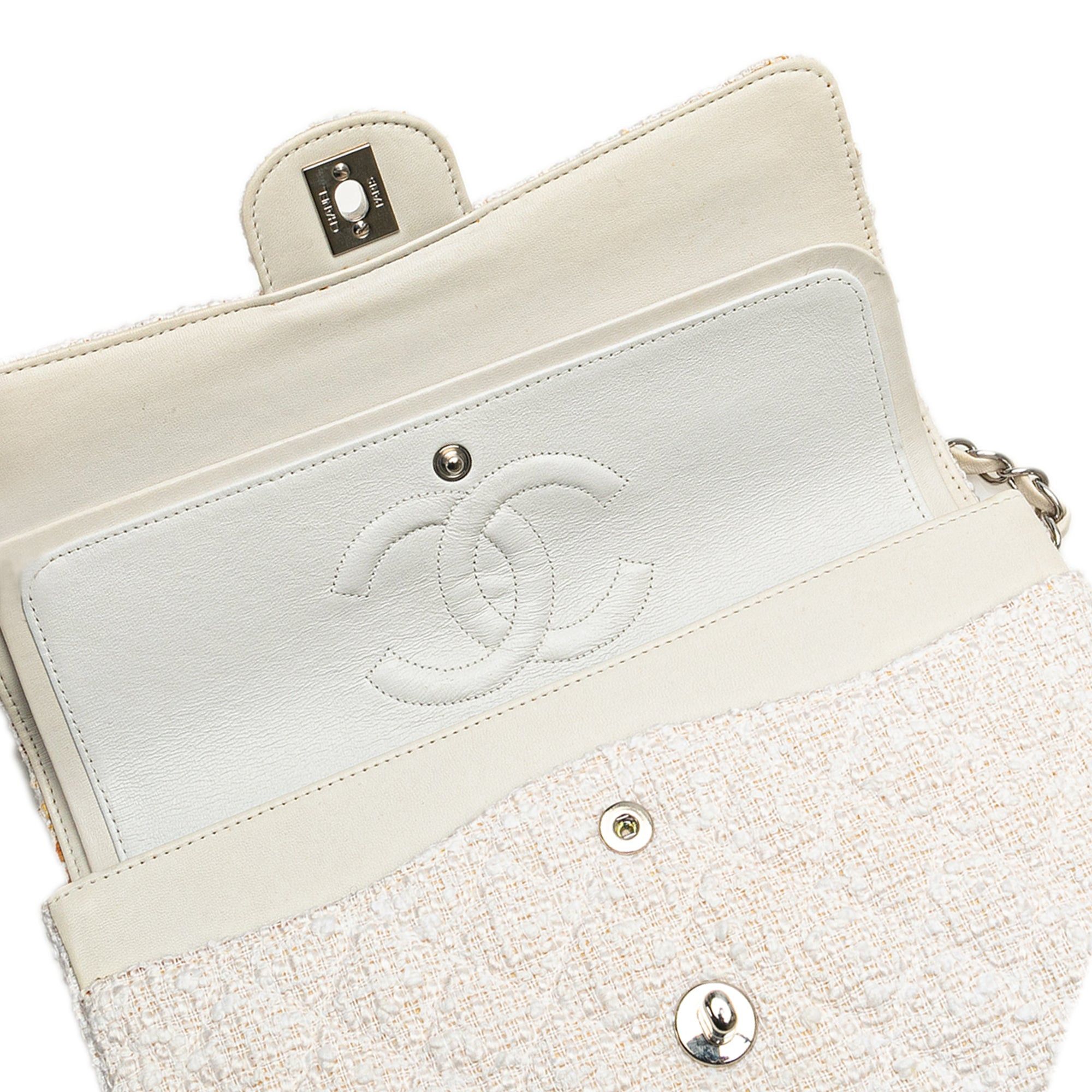 Chanel Chanel Medium Classic Tweed Double Flap White Size ONE SIZE - 7 Thumbnail