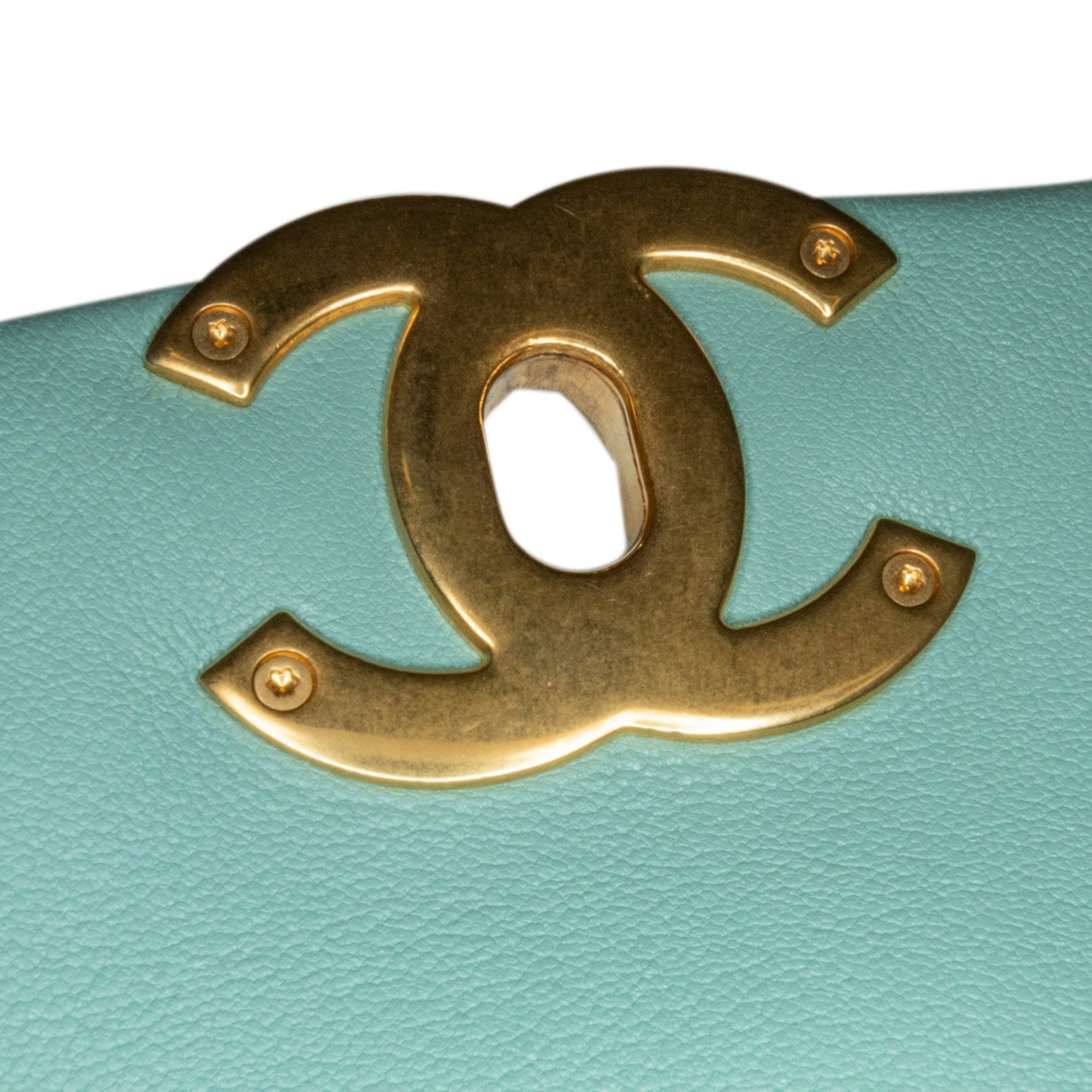 Chanel Chanel Medium Lambskin 19 Flap Blue Size ONE SIZE - 9 Thumbnail