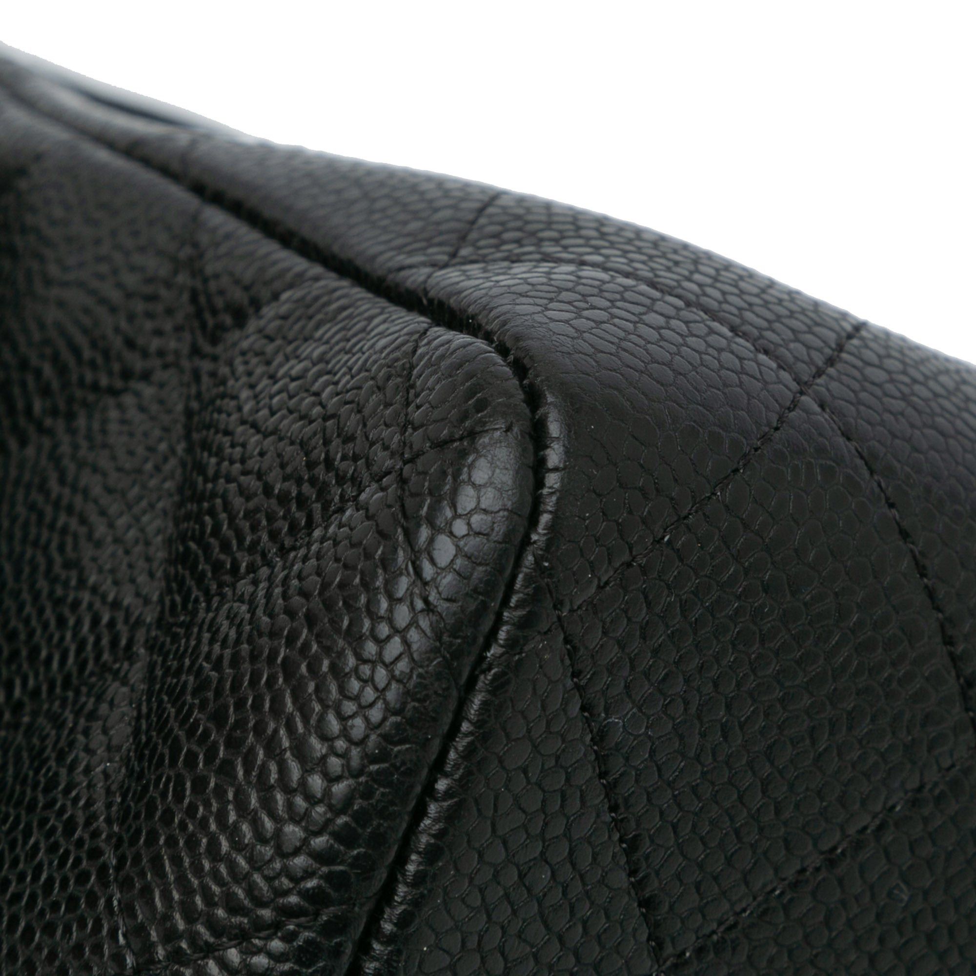 Chanel Chanel Jumbo Classic Caviar Double Flap Black Size ONE SIZE - 9 Thumbnail