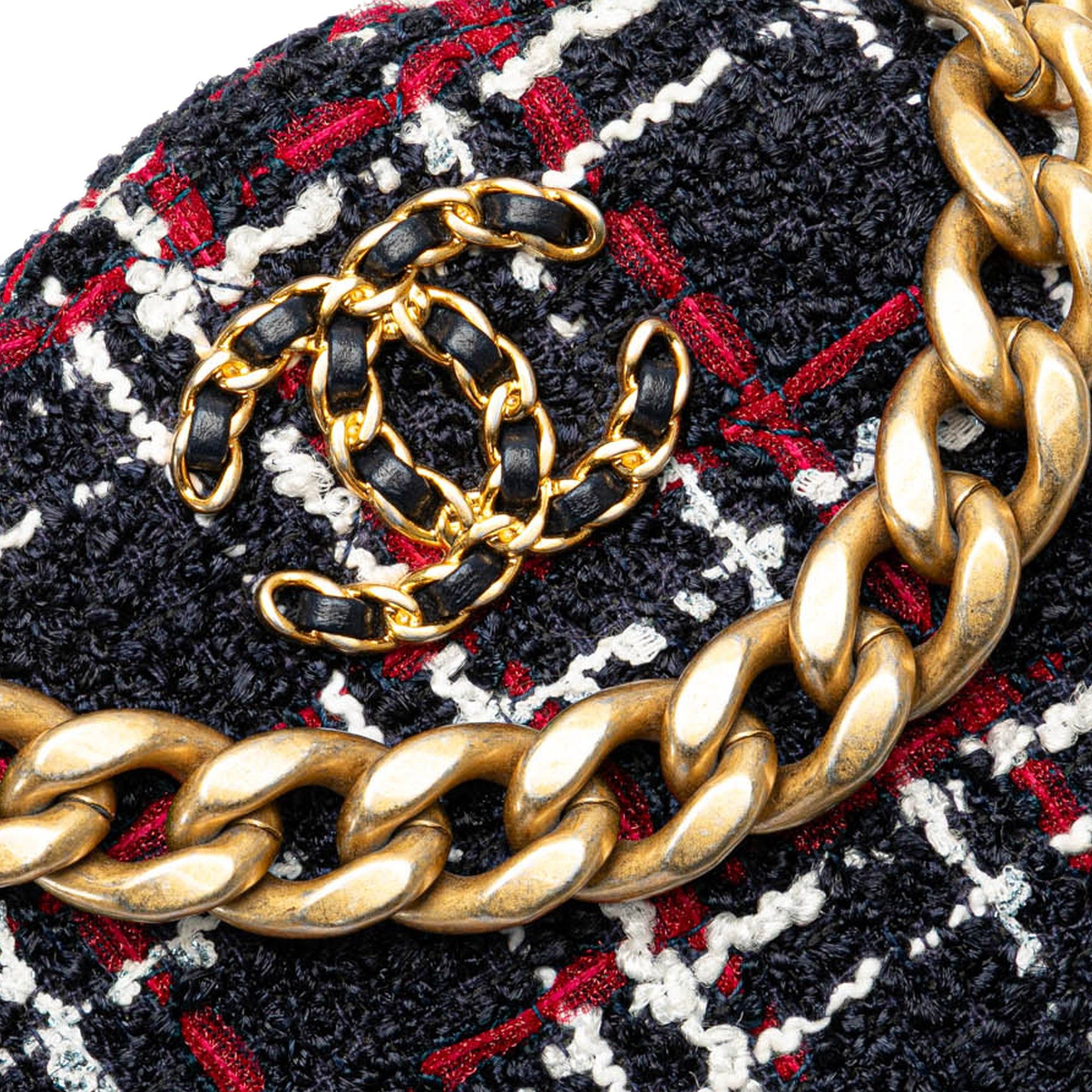 Chanel Chanel Tweed 19 Round Clutch with Chain Blue Size ONE SIZE - 9 Thumbnail
