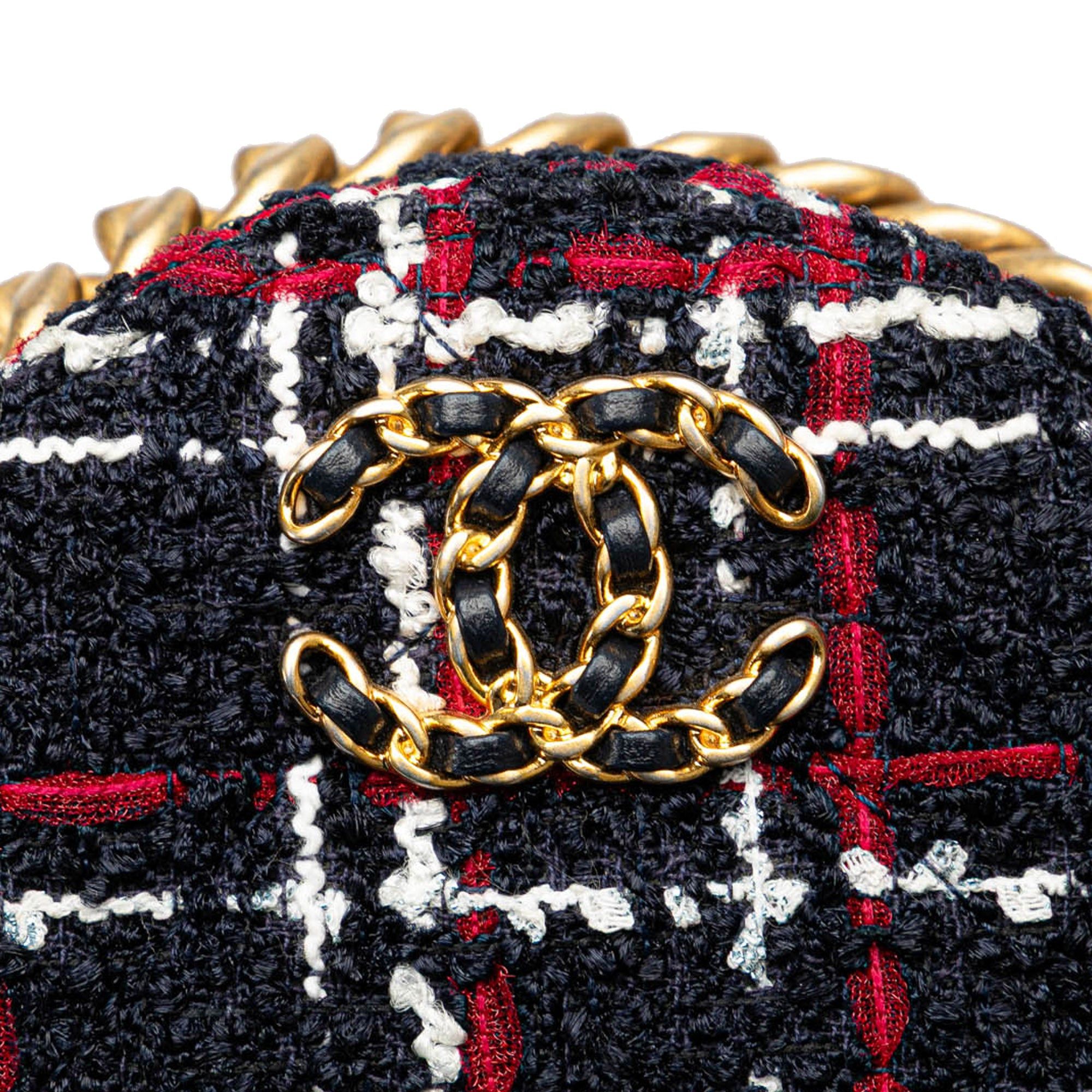 Chanel Chanel Tweed 19 Round Clutch with Chain Blue Size ONE SIZE - 7 Thumbnail