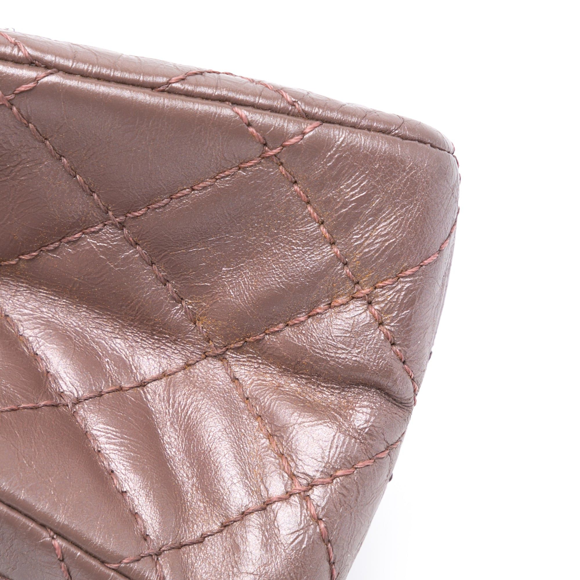 Chanel Chanel Reissue 2.55 Aged Metallic Calfskin Double Flap 226 Pink Size ONE SIZE - 8 Thumbnail