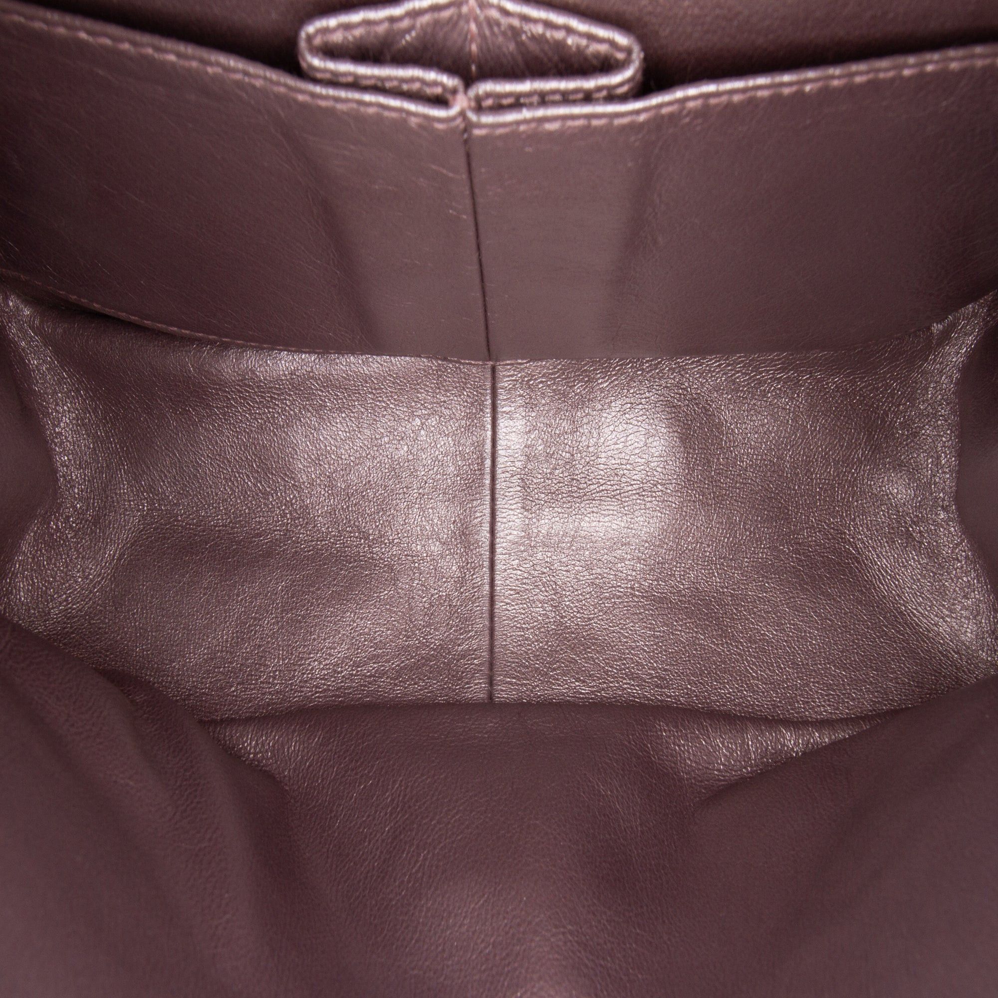Chanel Chanel Reissue 2.55 Aged Metallic Calfskin Double Flap 226 Pink Size ONE SIZE - 4 Thumbnail
