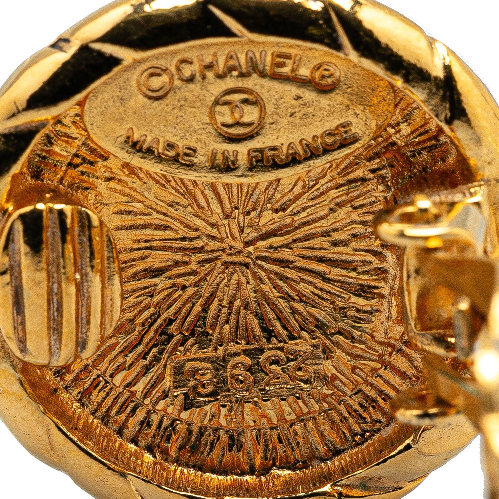 Chanel Chanel Gold Plated CC Round Clip On Earrings Gold Size ONE SIZE - 3 Thumbnail