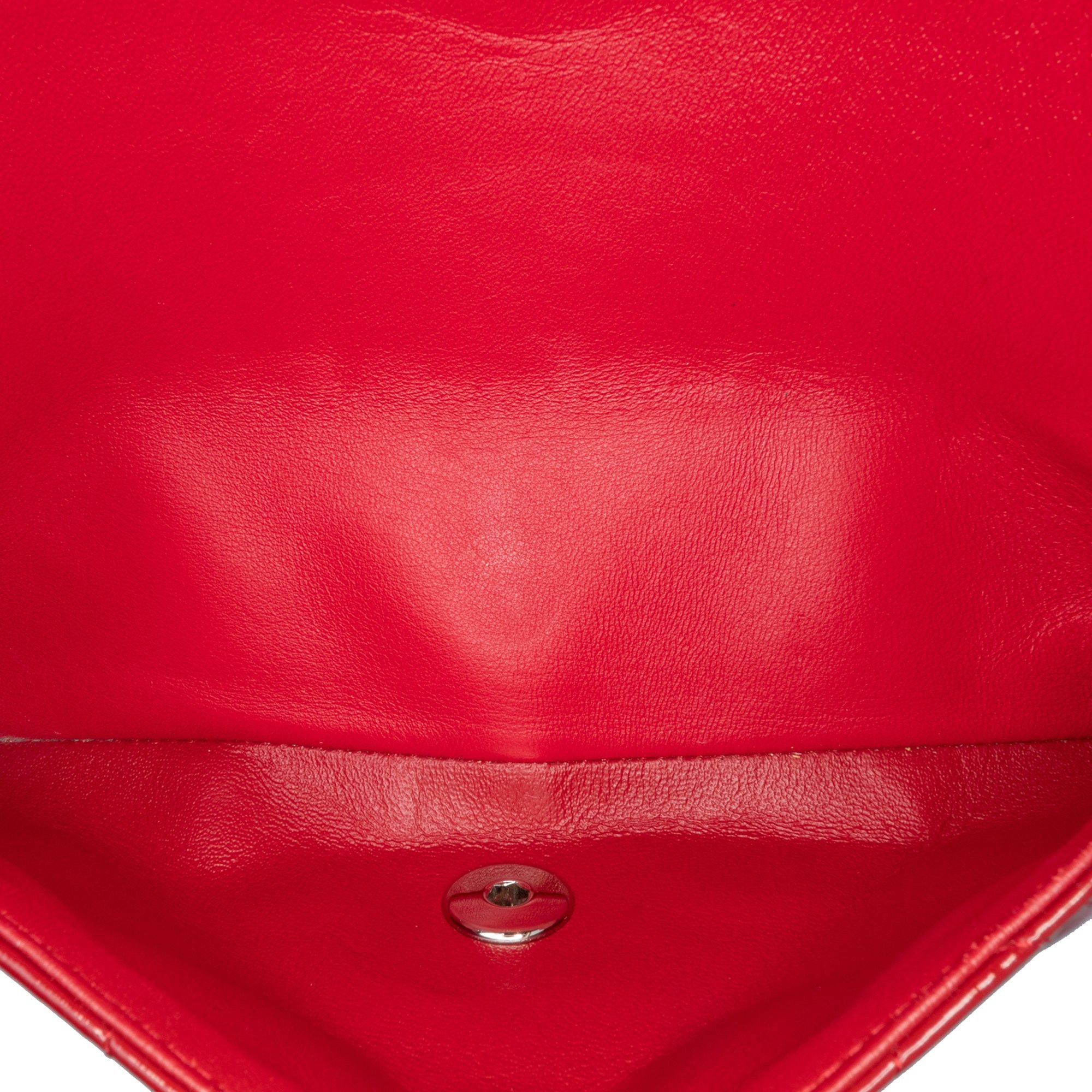 Chanel Chanel Medium Classic Patent Double Flap Red Size ONE SIZE - 5 Thumbnail