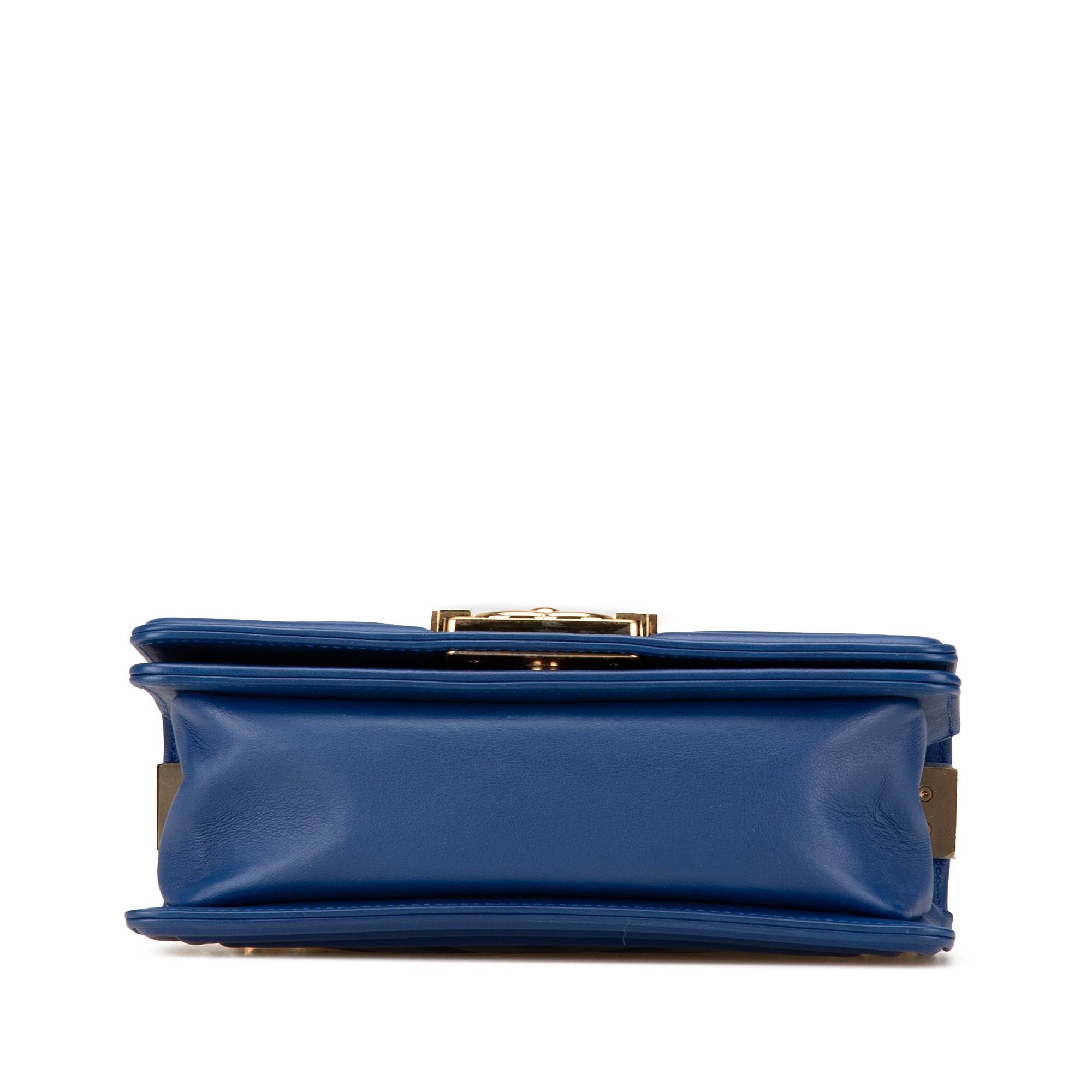 Chanel Chanel Small Chevron Lambskin Boy Flap Blue Size ONE SIZE - 3 Thumbnail