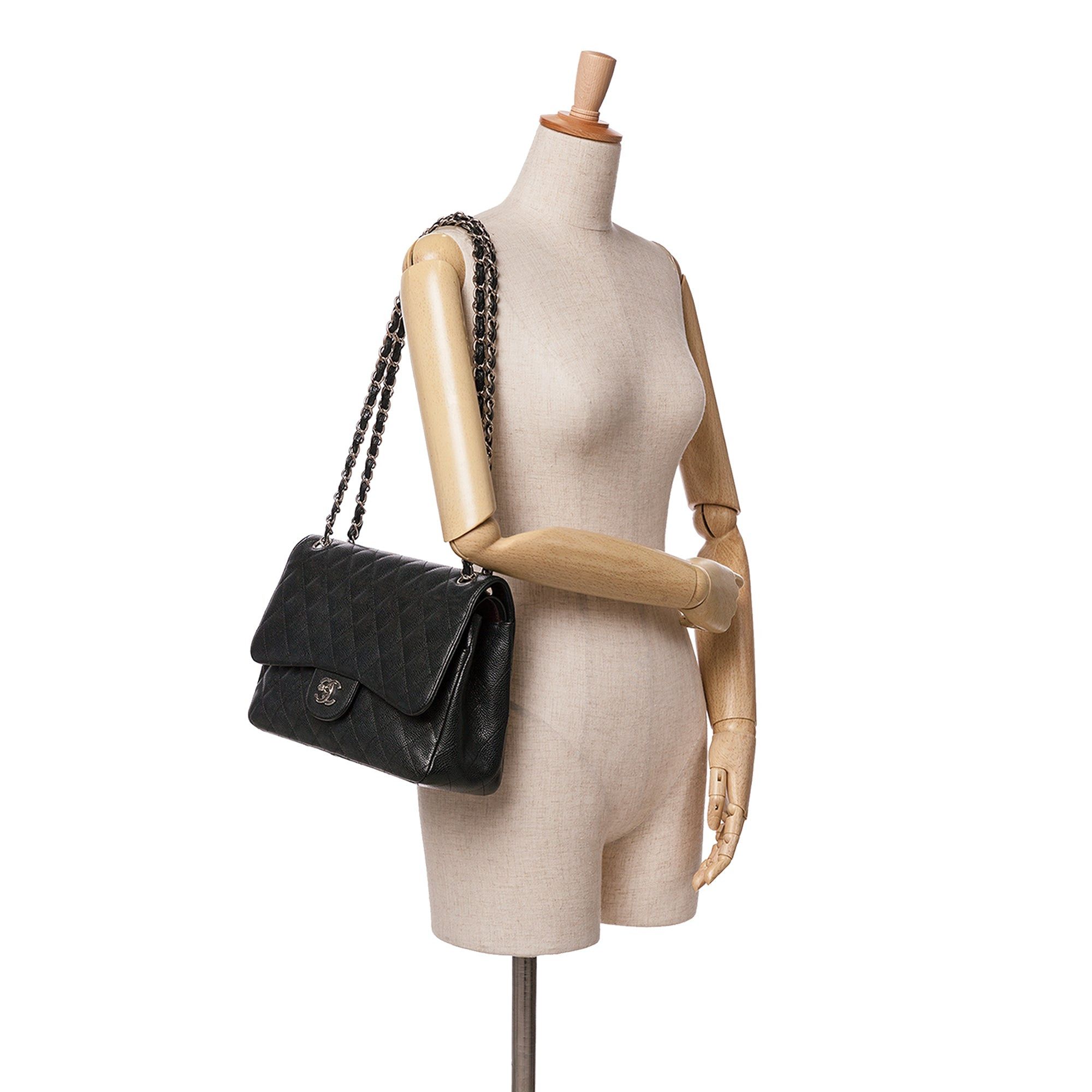 Chanel Chanel Jumbo Classic Caviar Double Flap Black Size ONE SIZE - 10 Thumbnail