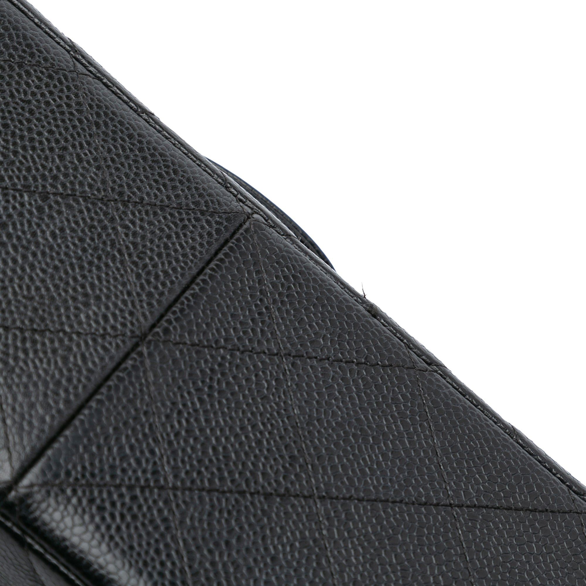 Chanel Chanel Jumbo Classic Caviar Double Flap Black Size ONE SIZE - 9 Thumbnail