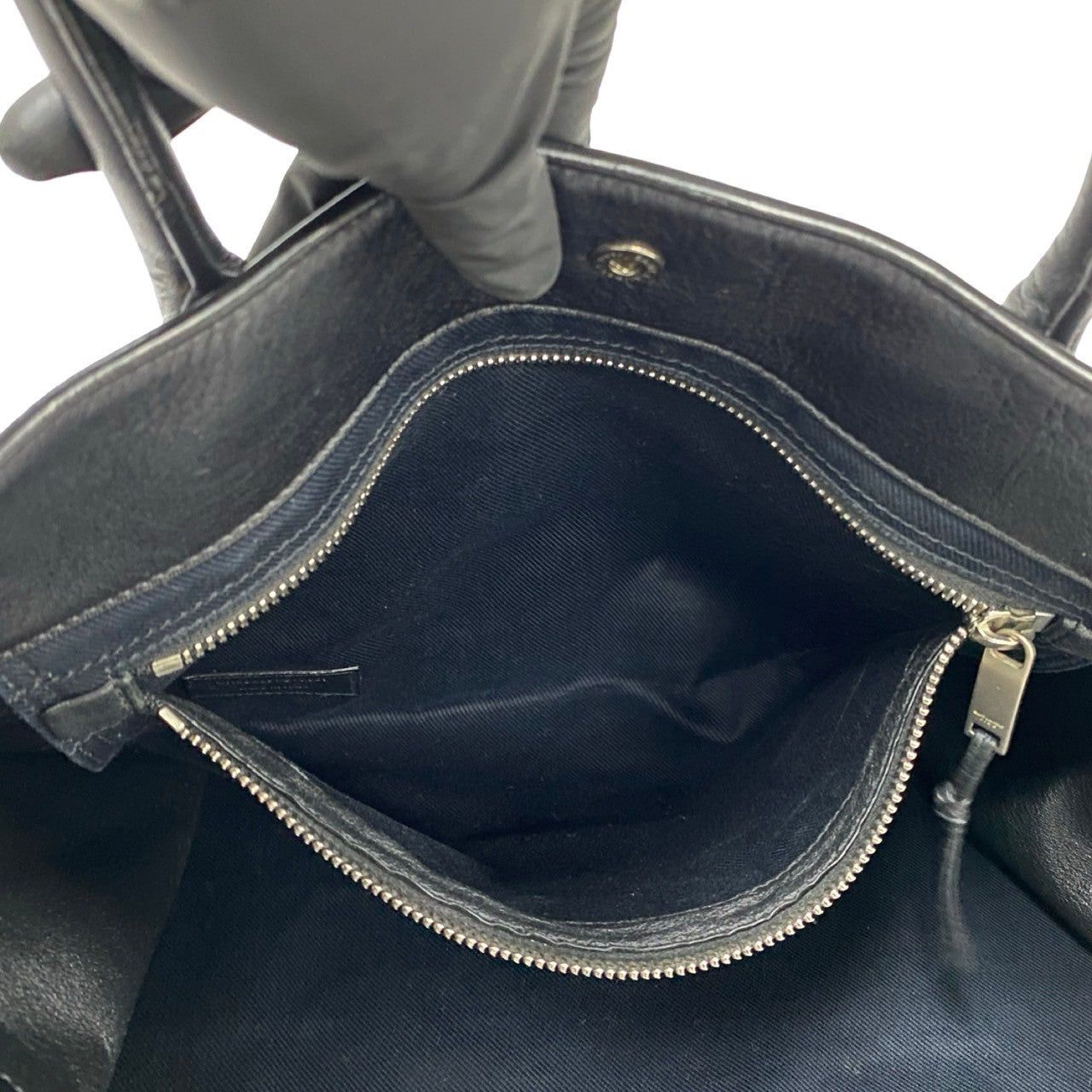 Yves Saint Laurent Yves Saint Laurent Tote Bag Black Leather Size ONE SIZE - 9 Thumbnail