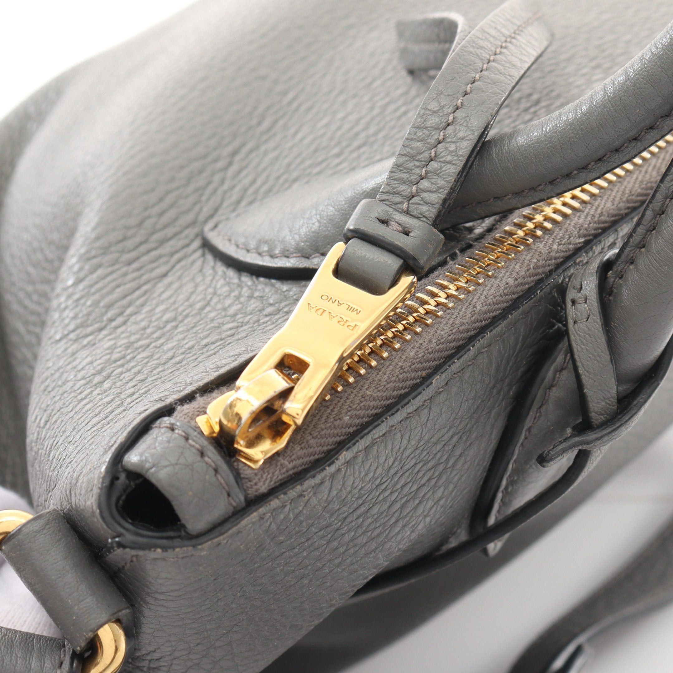 Prada Prada Vit Daino Handbag Leather Gray Size ONE SIZE - 10 Thumbnail