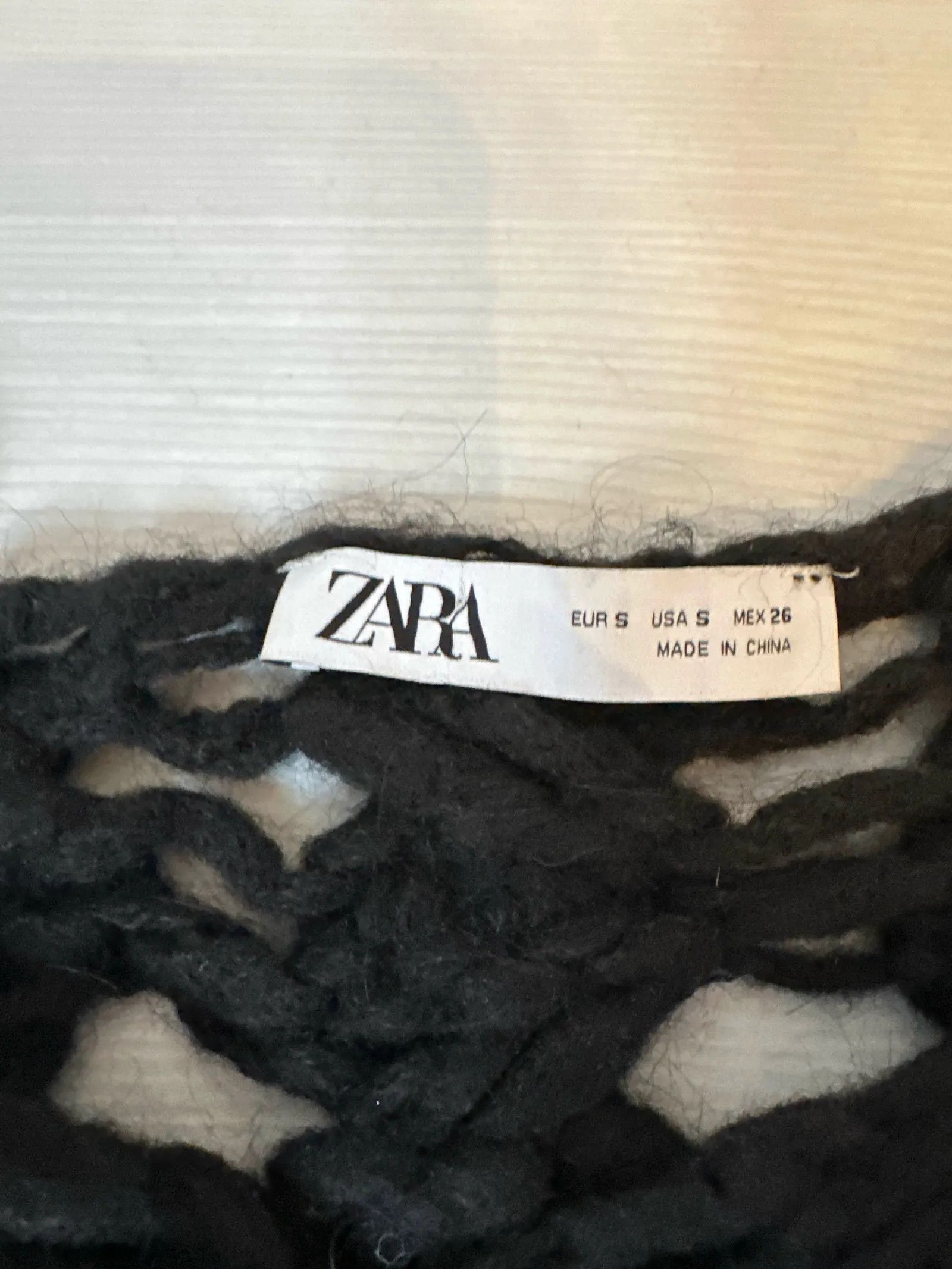 Zara Zara Sweater Size S / US 4 / IT 40 - 2 Thumbnail