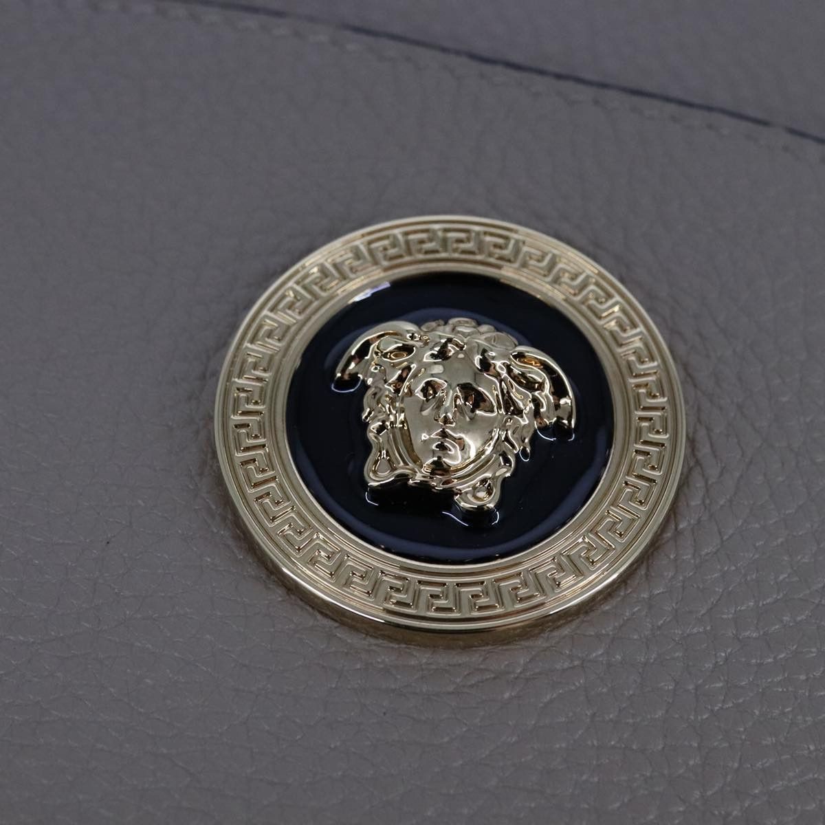 Versace Medusa Beige Leather Shoulder Bag (Pre-Owned) Size ONE SIZE - 9 Thumbnail