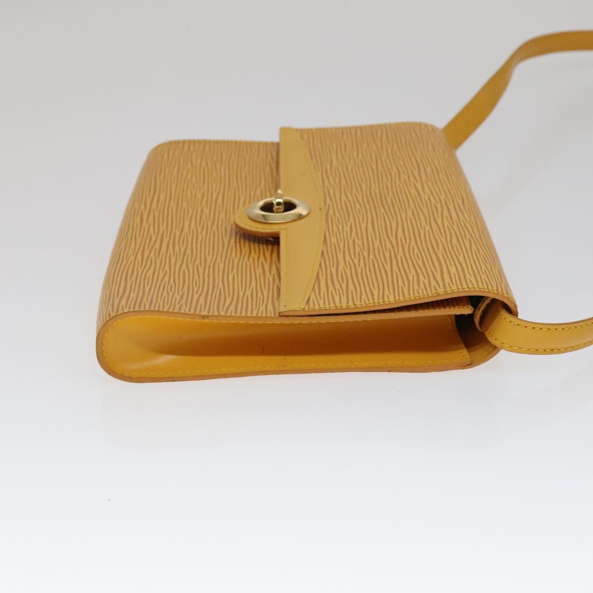 Louis Vuitton Arche Yellow Leather Shoulder Bag (Pre-Owned) Size ONE SIZE - 3 Thumbnail