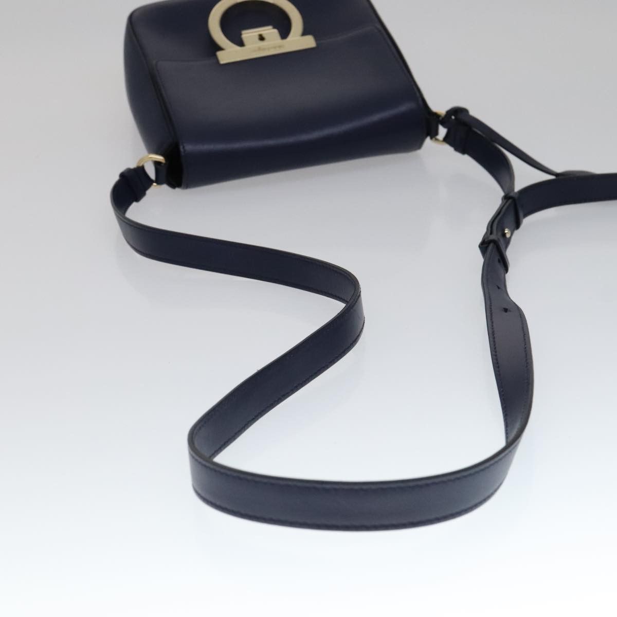 Salvatore Ferragamo Tassel Navy Leather Shoulder Bag (Pre-Owned) Size ONE SIZE - 6 Thumbnail