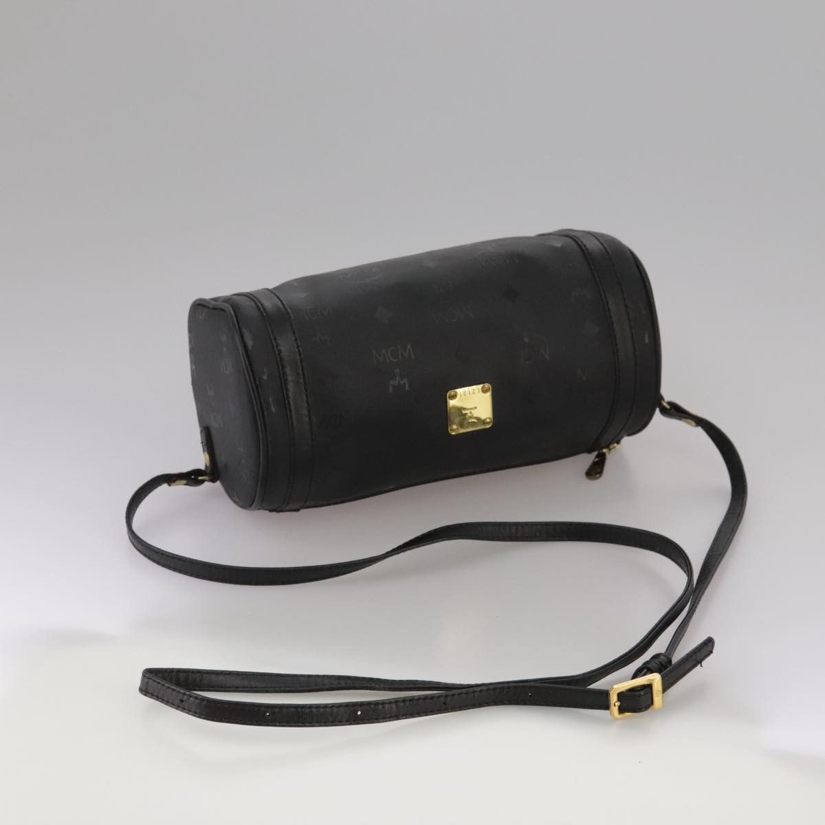 MCM Visetos Black Canvas Shoulder Bag (Pre-Owned) Size ONE SIZE - 18 Thumbnail