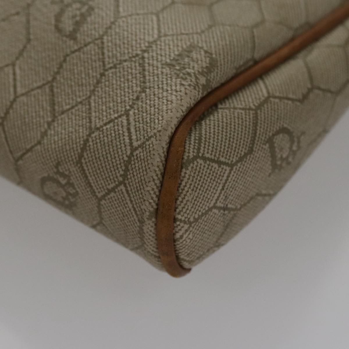 Dior Honeycomb Beige Canvas Clutch Bag (Pre-Owned) Size ONE SIZE - 8 Thumbnail