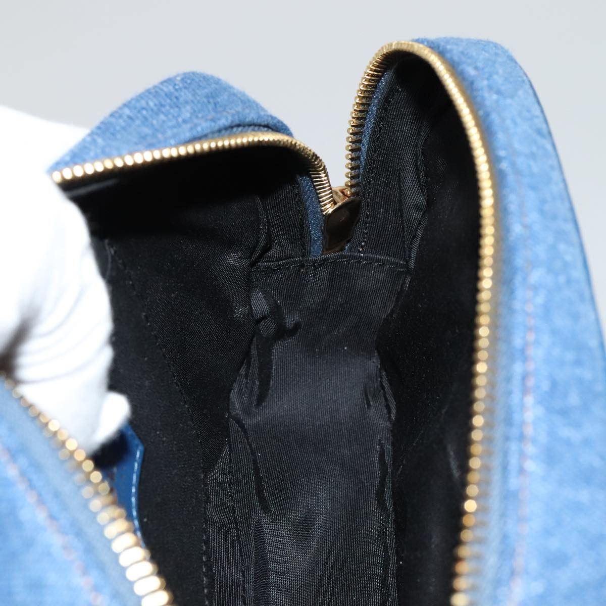 Versace Blue Denim - Jeans Shoulder Bag (Pre-Owned) Size ONE SIZE - 20 Thumbnail