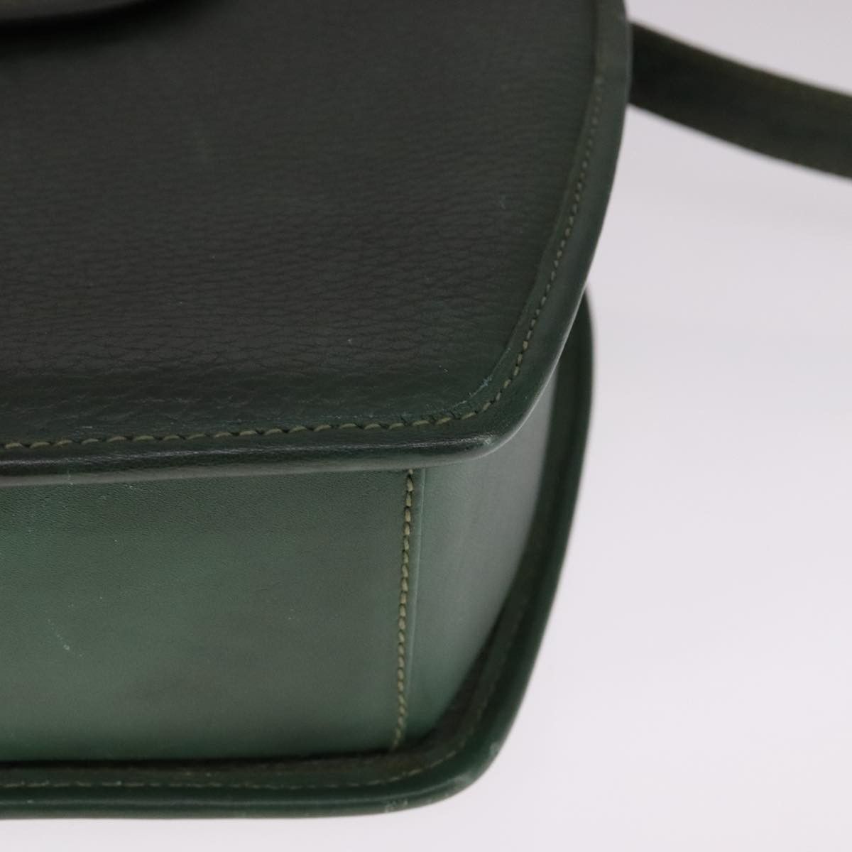 Burberry Green Leather Shoulder Bag (Pre-Owned) Size ONE SIZE - 8 Thumbnail