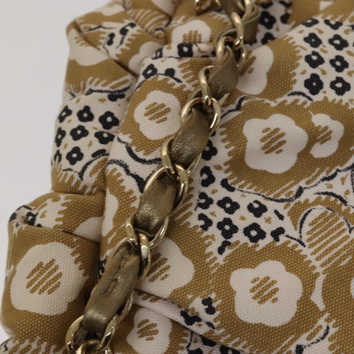 Chanel Camélia Beige Canvas Handbag (Pre-Owned) Size ONE SIZE - 14 Thumbnail