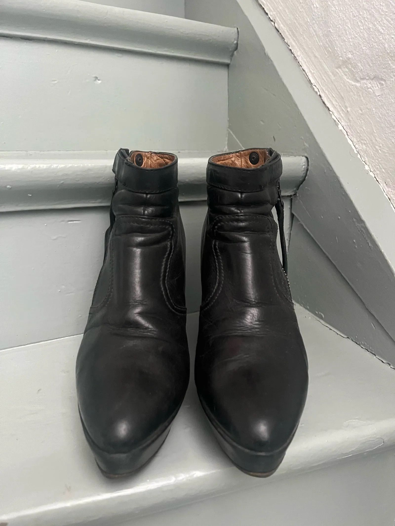 Acne Studios Acne Studios Boots Size US 7 / IT 37 - 2 Thumbnail