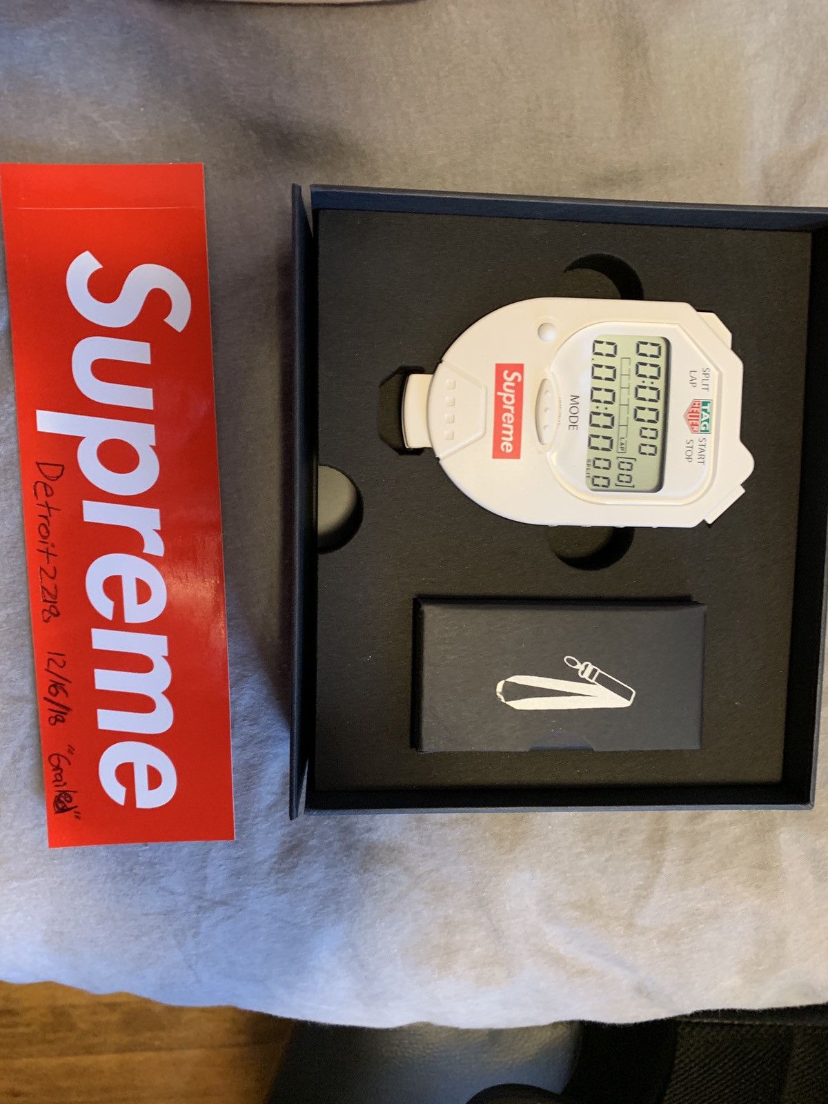 Tag heuer outlet supreme stopwatch