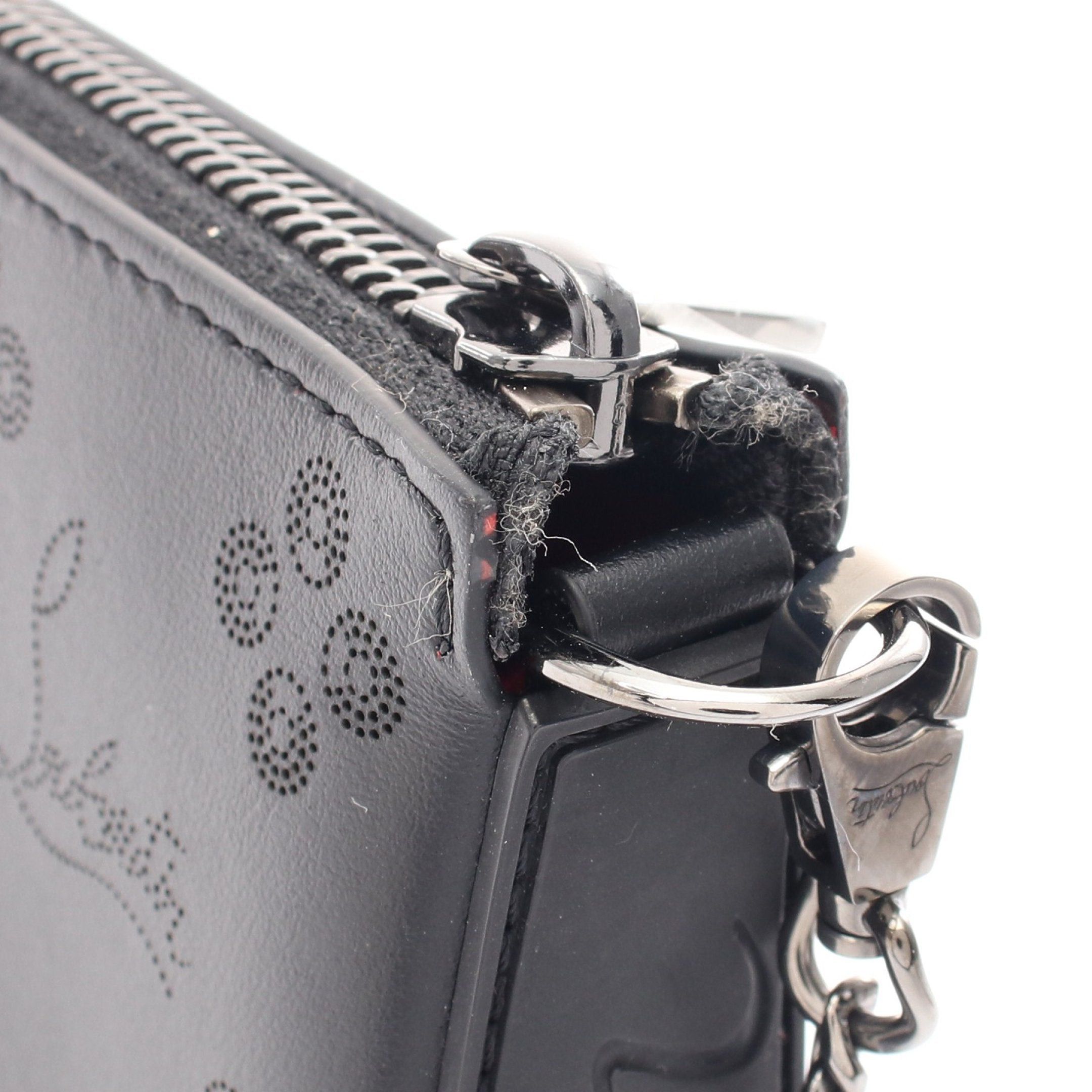 Christian Louboutin Christian Louboutin Loubila Chain Shoulder Bag Leather Black Size ONE SIZE - 6 Thumbnail