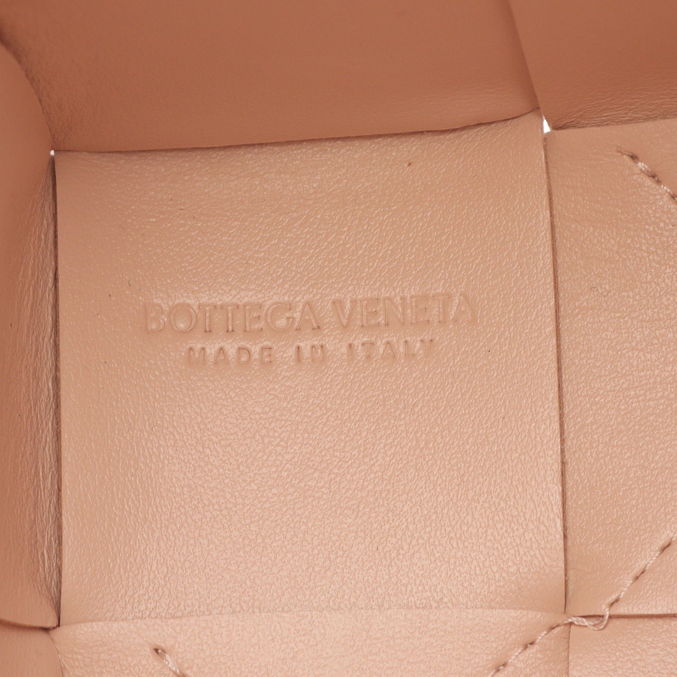 Bottega Veneta Bottega Veneta Cassette Mini Crossbody Bucket Shoulder Bag Leather Light Pink Size ONE SIZE - 4 Thumbnail