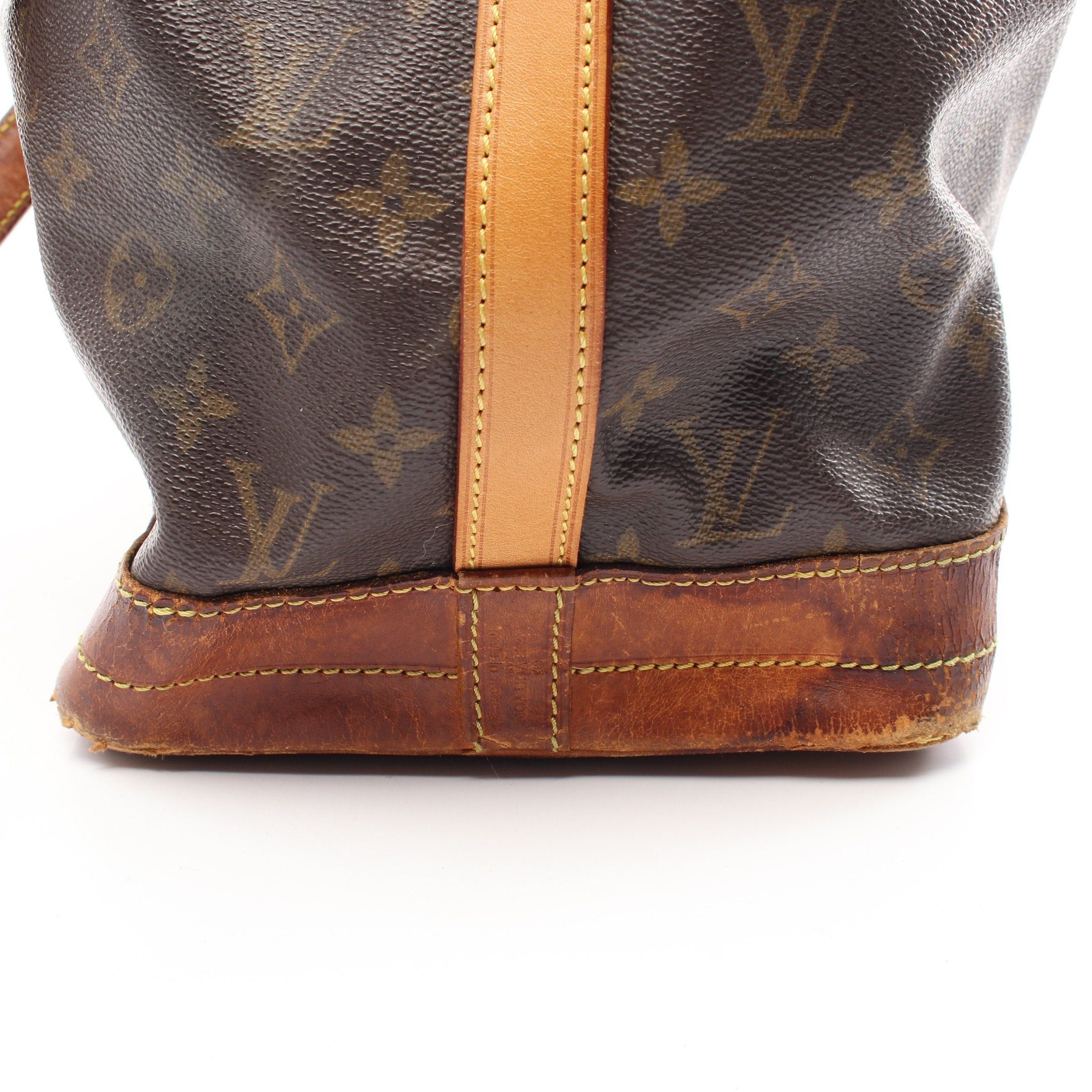 Louis Vuitton Louis Vuitton Noe Monogram Shoulder Bag Leather Brown Size ONE SIZE - 11 Thumbnail