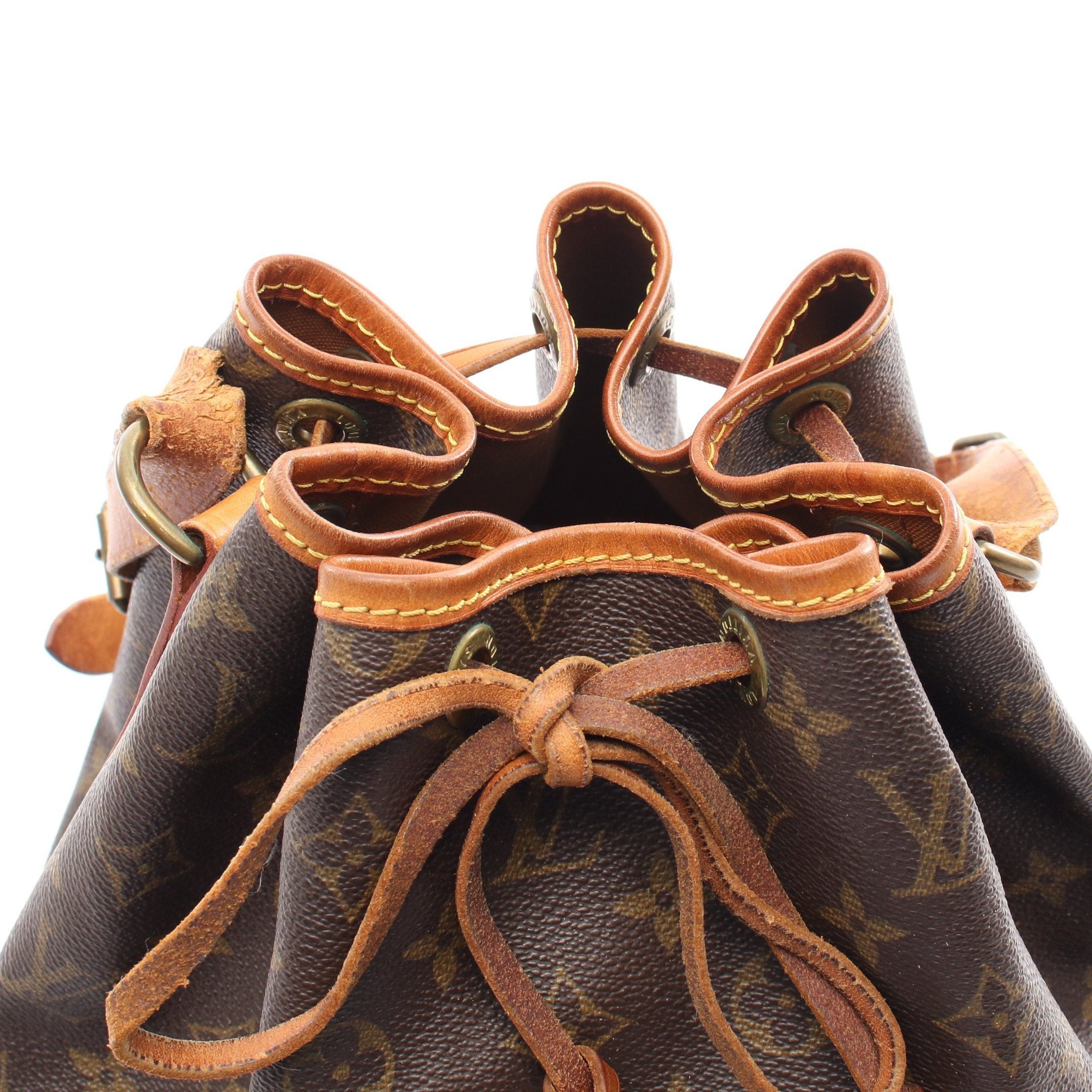Louis Vuitton Louis Vuitton Noe Monogram Shoulder Bag Leather Brown Size ONE SIZE - 10 Thumbnail