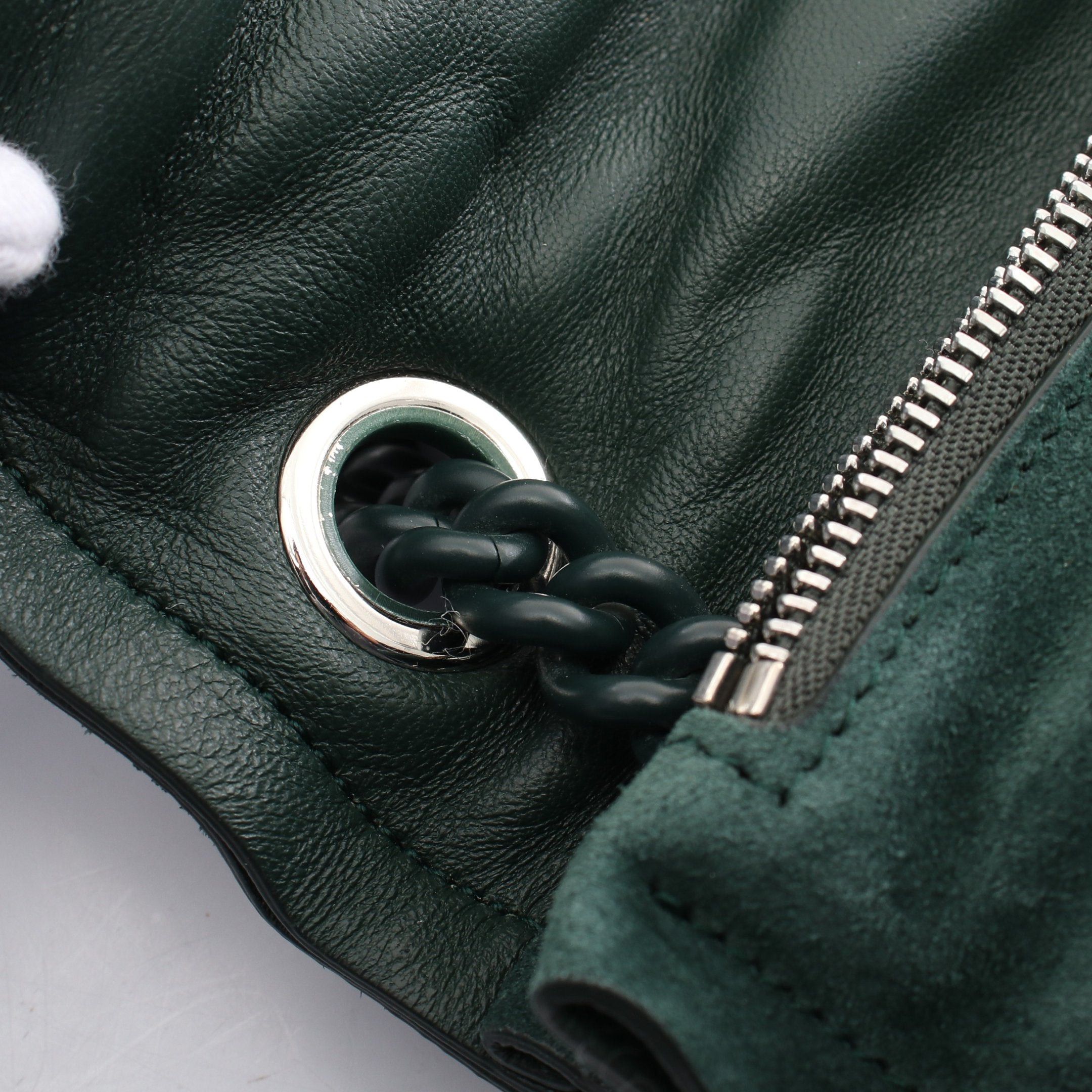 Salvatore Ferragamo Salvatore Ferragamo Vara Ribbon Chain Shoulder Bag Suede Leather Dark Green Size ONE SIZE - 7 Thumbnail