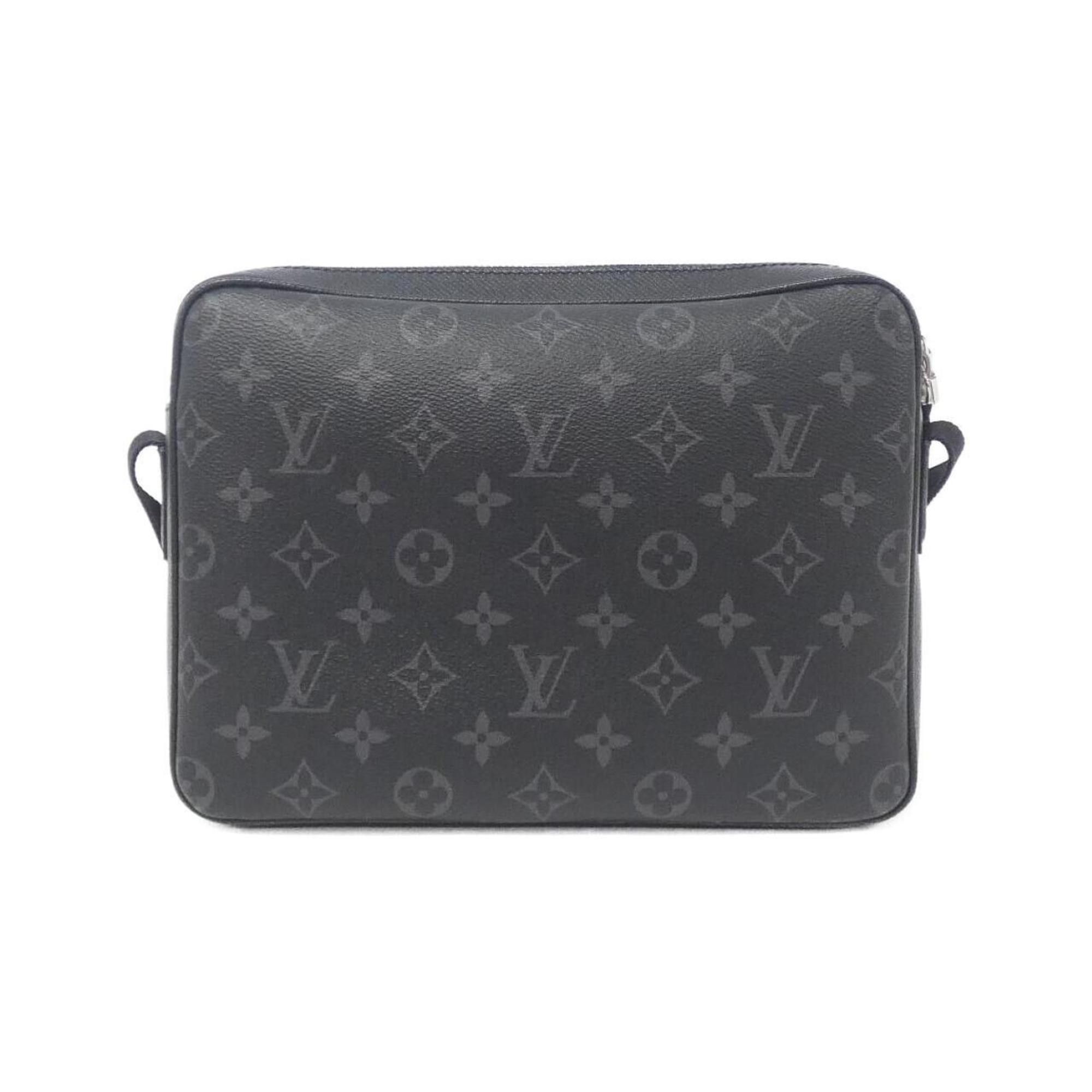 Louis Vuitton Louis Vuitton Taiga Lama Outdoor Messenger PM M30233 Shoulder Bag Size ONE SIZE - 2 Thumbnail