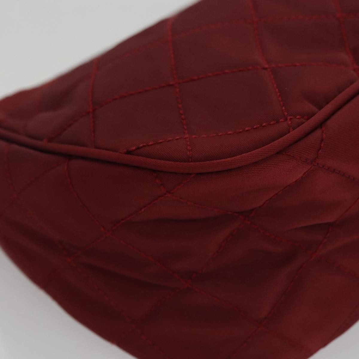 Prada Matelassé Burgundy Synthetic Clutch Bag (Pre-Owned) Size ONE SIZE - 6 Thumbnail